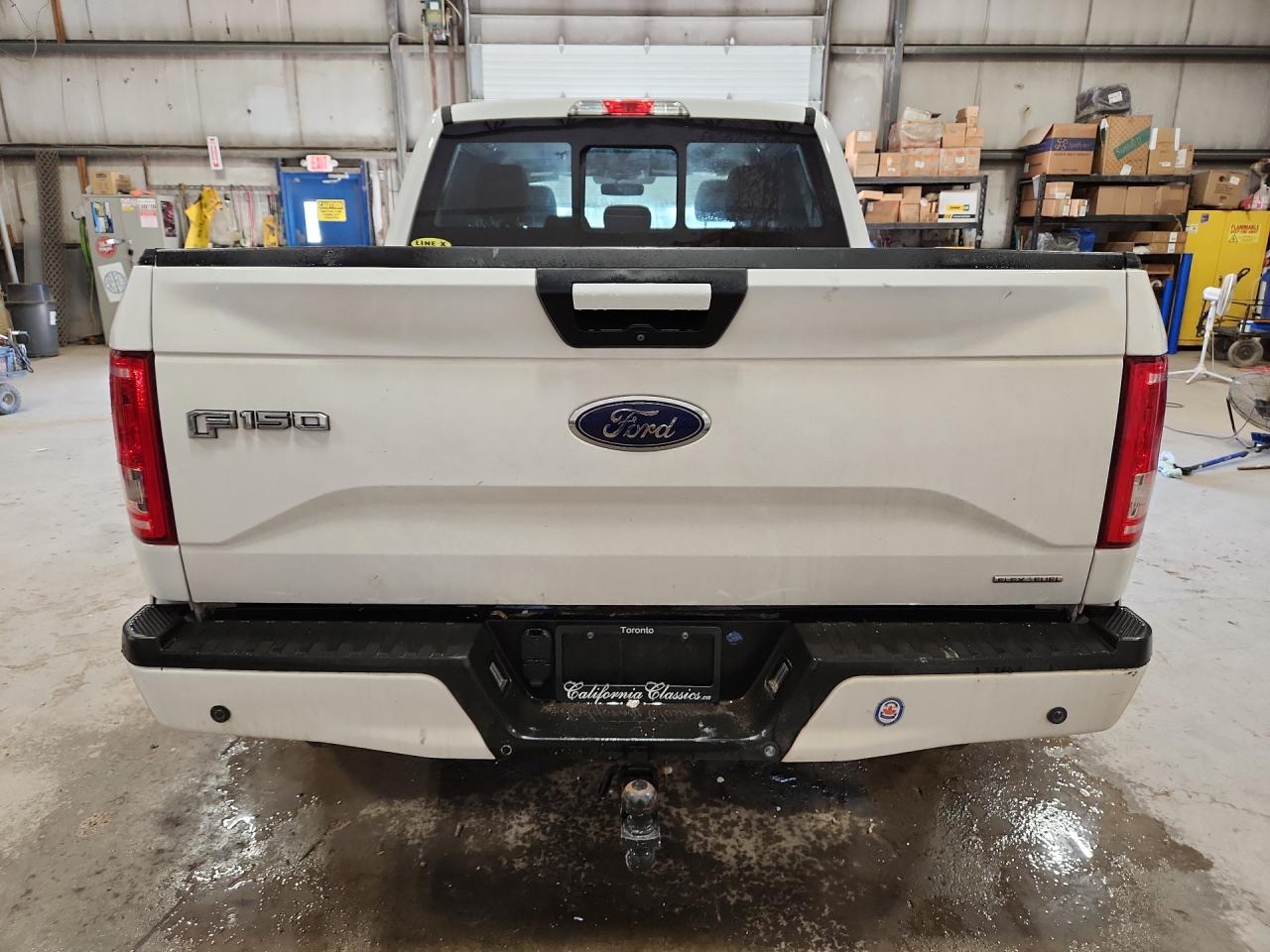 2015 Ford F150 Supercrew White vin: 1FTEW1CF5FFC98500 Damage: Tailgate, Multiple Scratches Heavy, 4