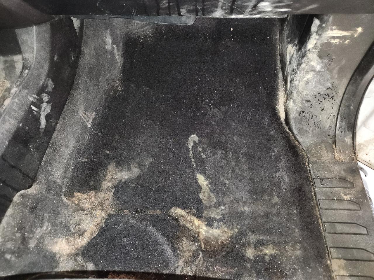 2015 Ford F150 Supercrew White vin: 1FTEW1CF5FFC98500 Damage: Right Front Carpet, Stained, Permanent