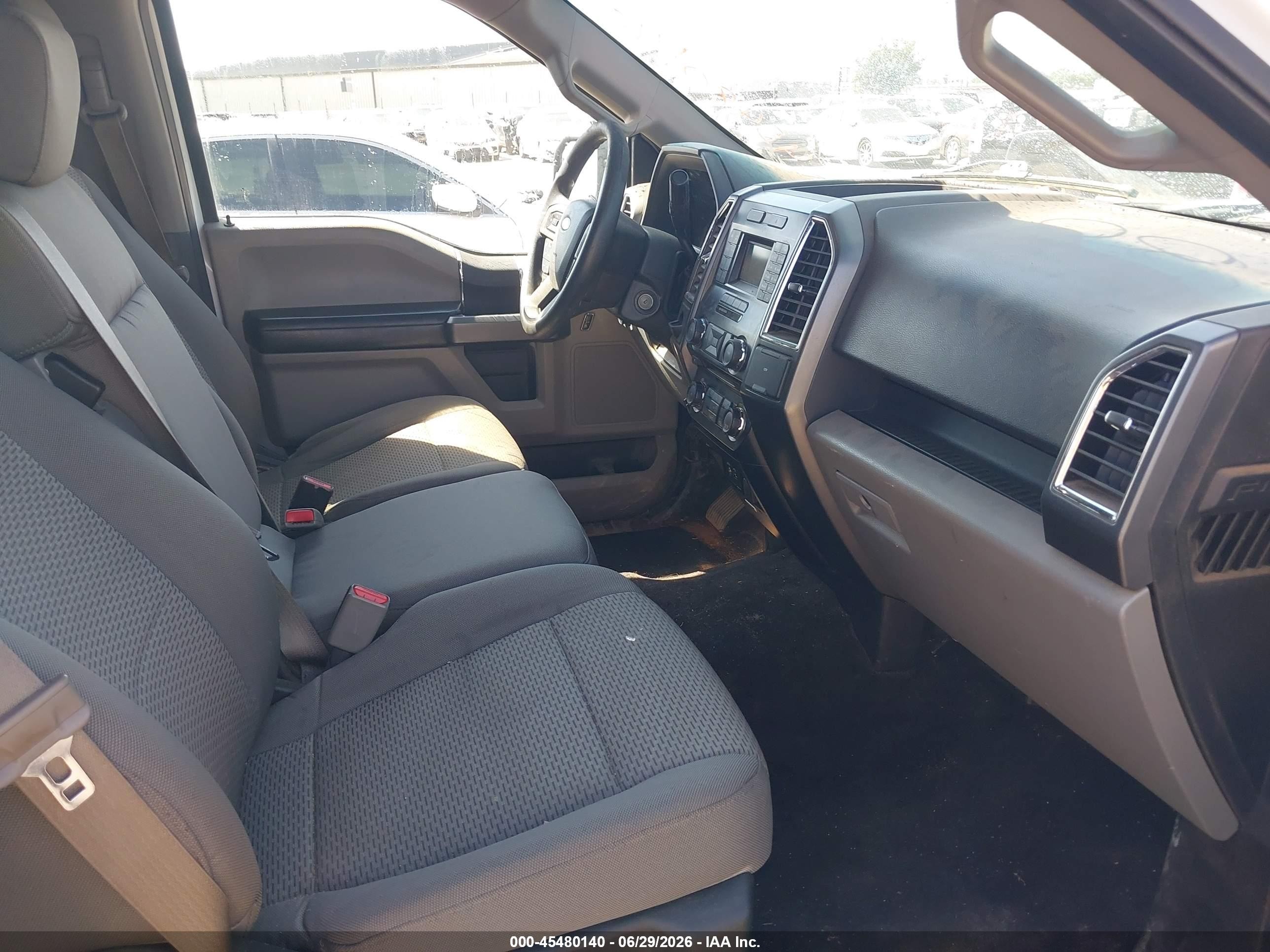 2015 Ford F-150 Xlt White vin: 1FTEW1CF5FKE54963