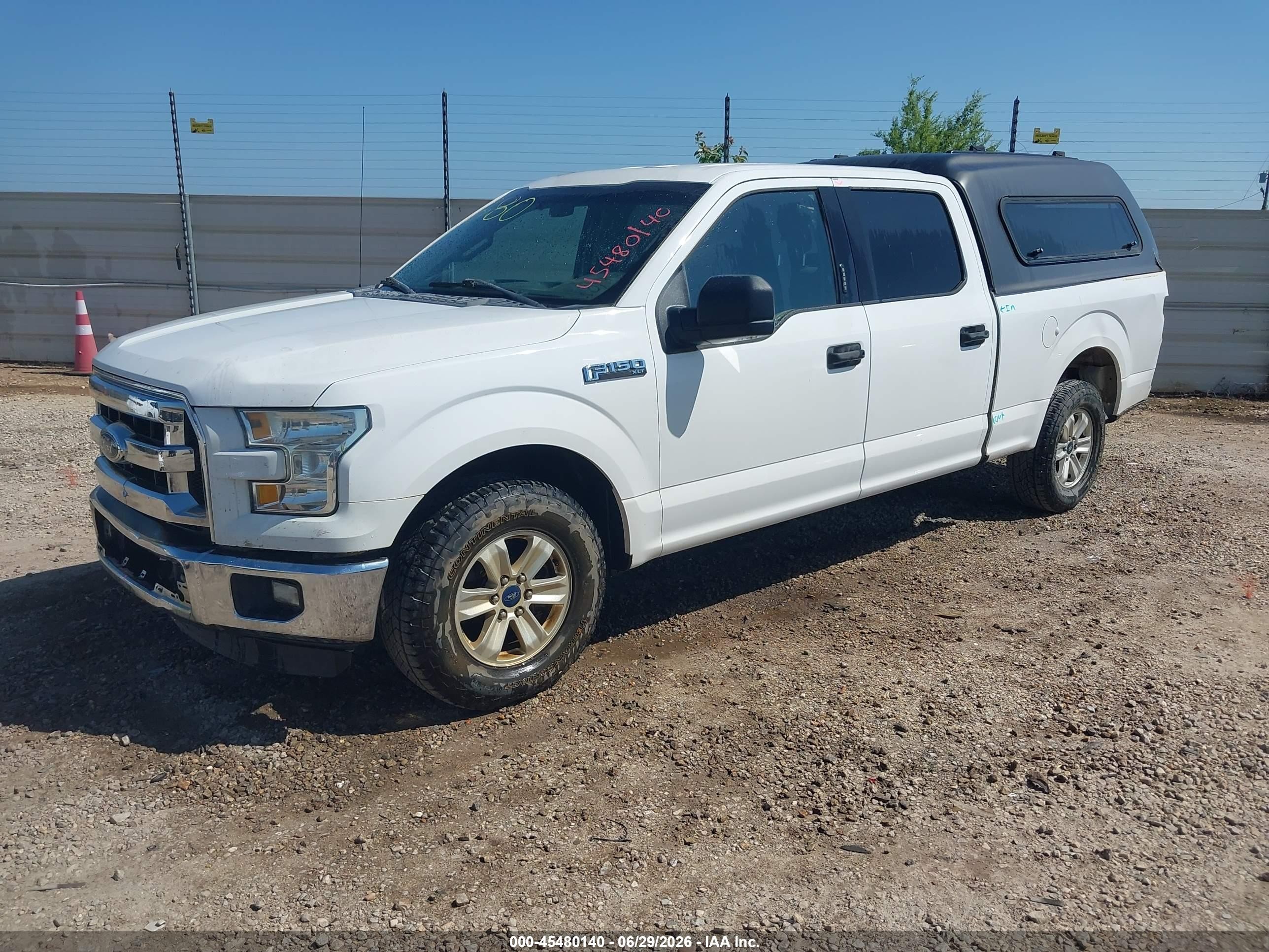 2015 Ford F-150 Xlt White vin: 1FTEW1CF5FKE54963