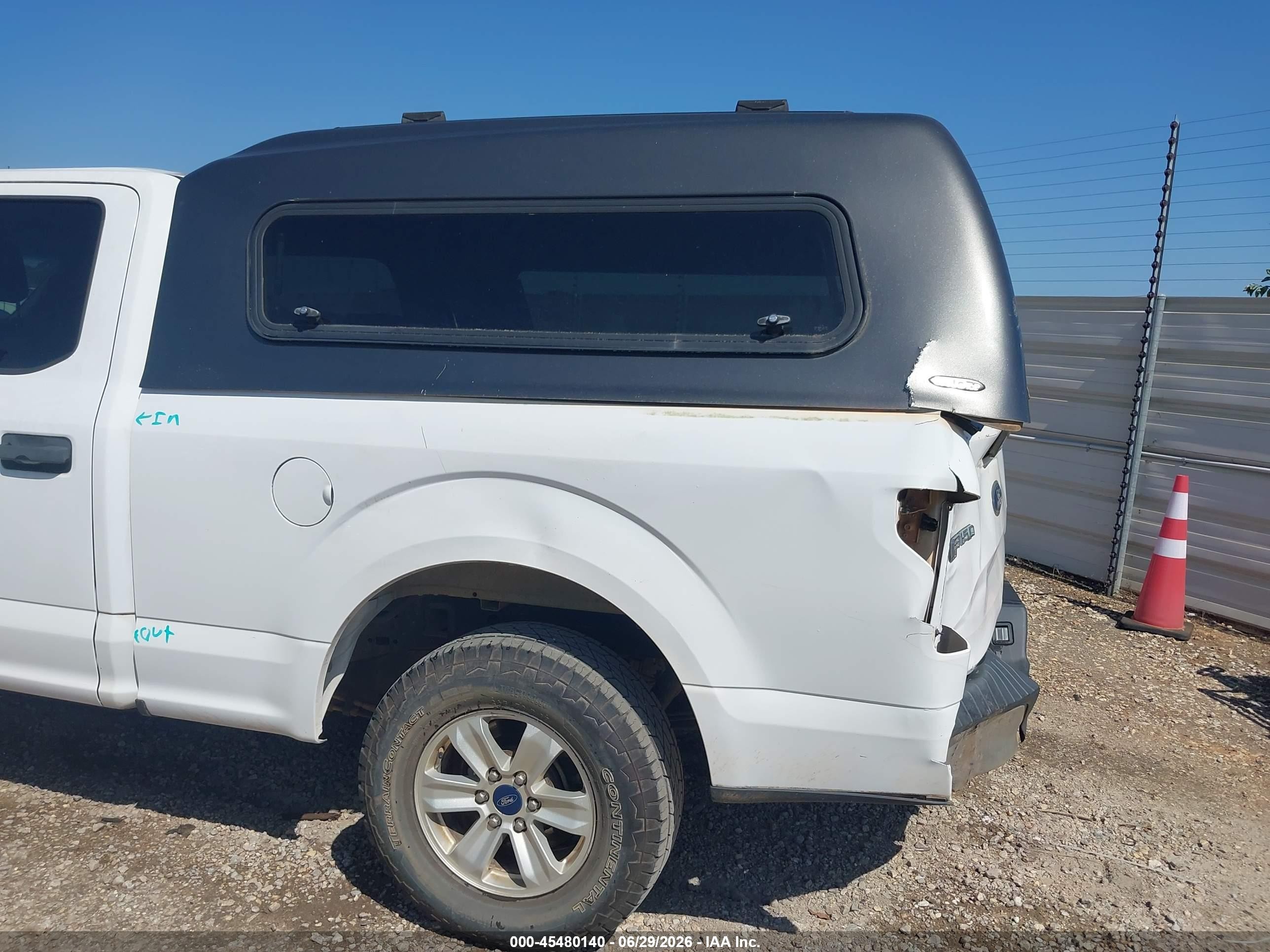 2015 Ford F-150 Xlt White vin: 1FTEW1CF5FKE54963