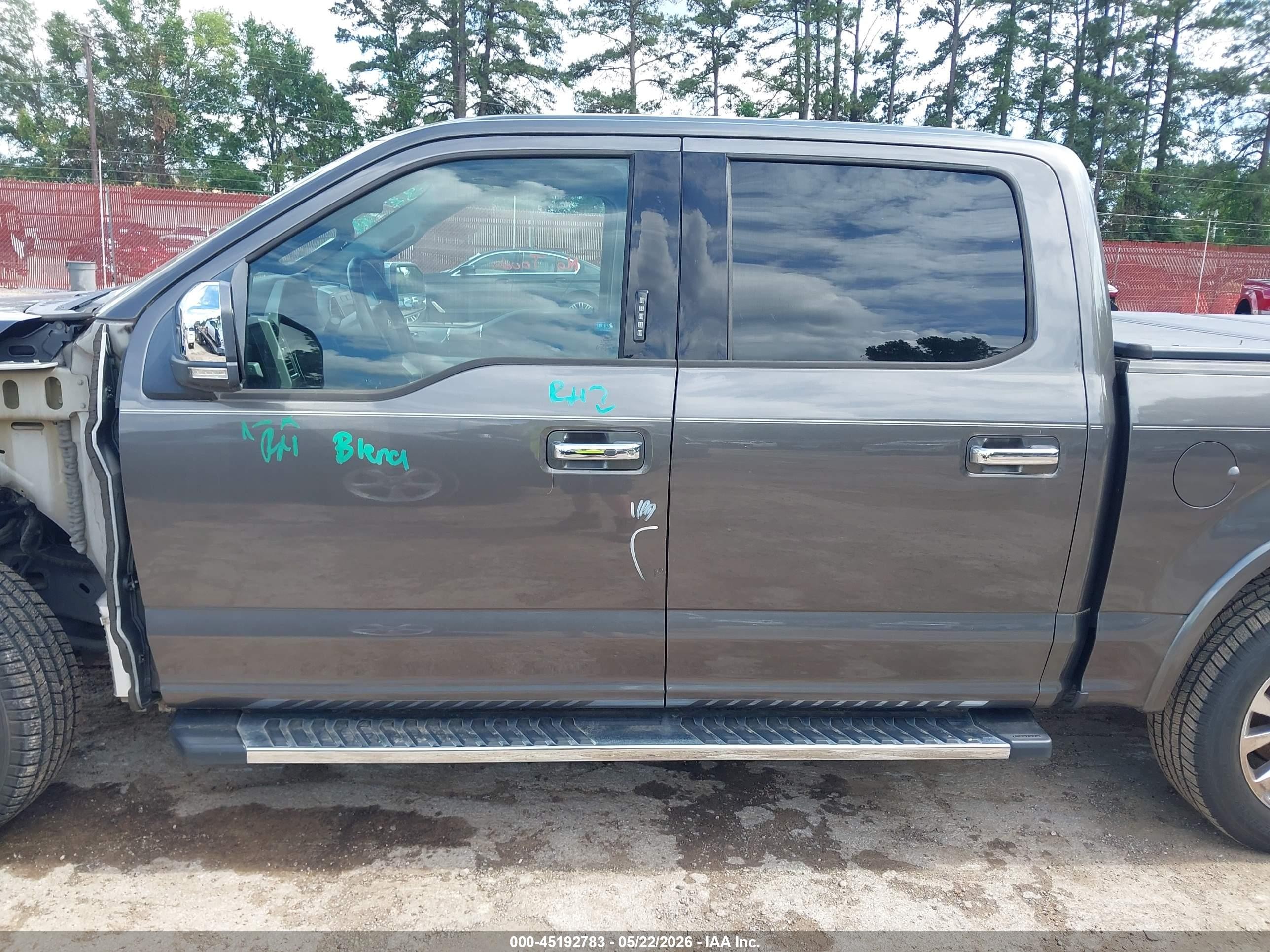 2015 Ford F-150 Lariat Black vin: 1FTEW1CF5FKE60357