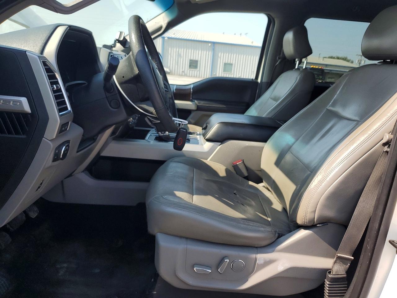 2015 Ford F150 Supercrew White vin: 1FTEW1CF7FFA15269