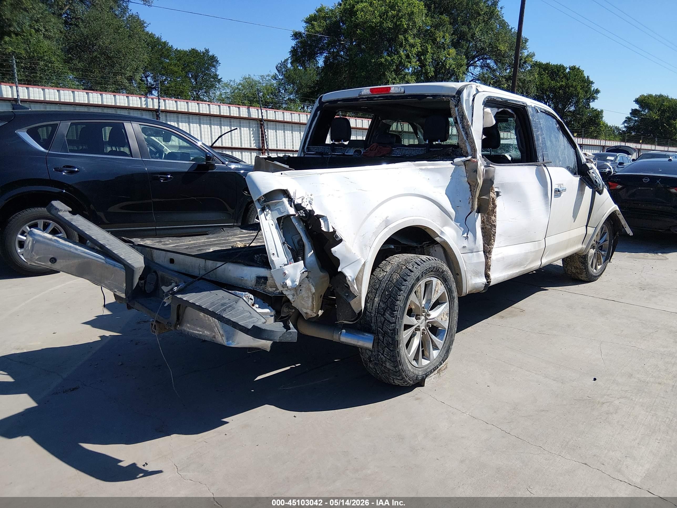 2015 Ford F-150 Lariat White vin: 1FTEW1CF7FKE28476
