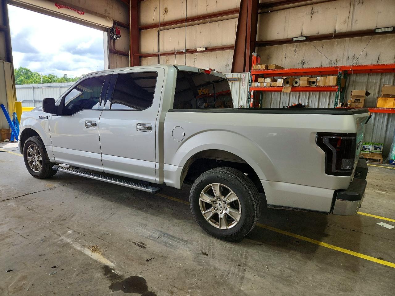 2015 Ford F150 Supercrew Silver vin: 1FTEW1CF7FKE38604