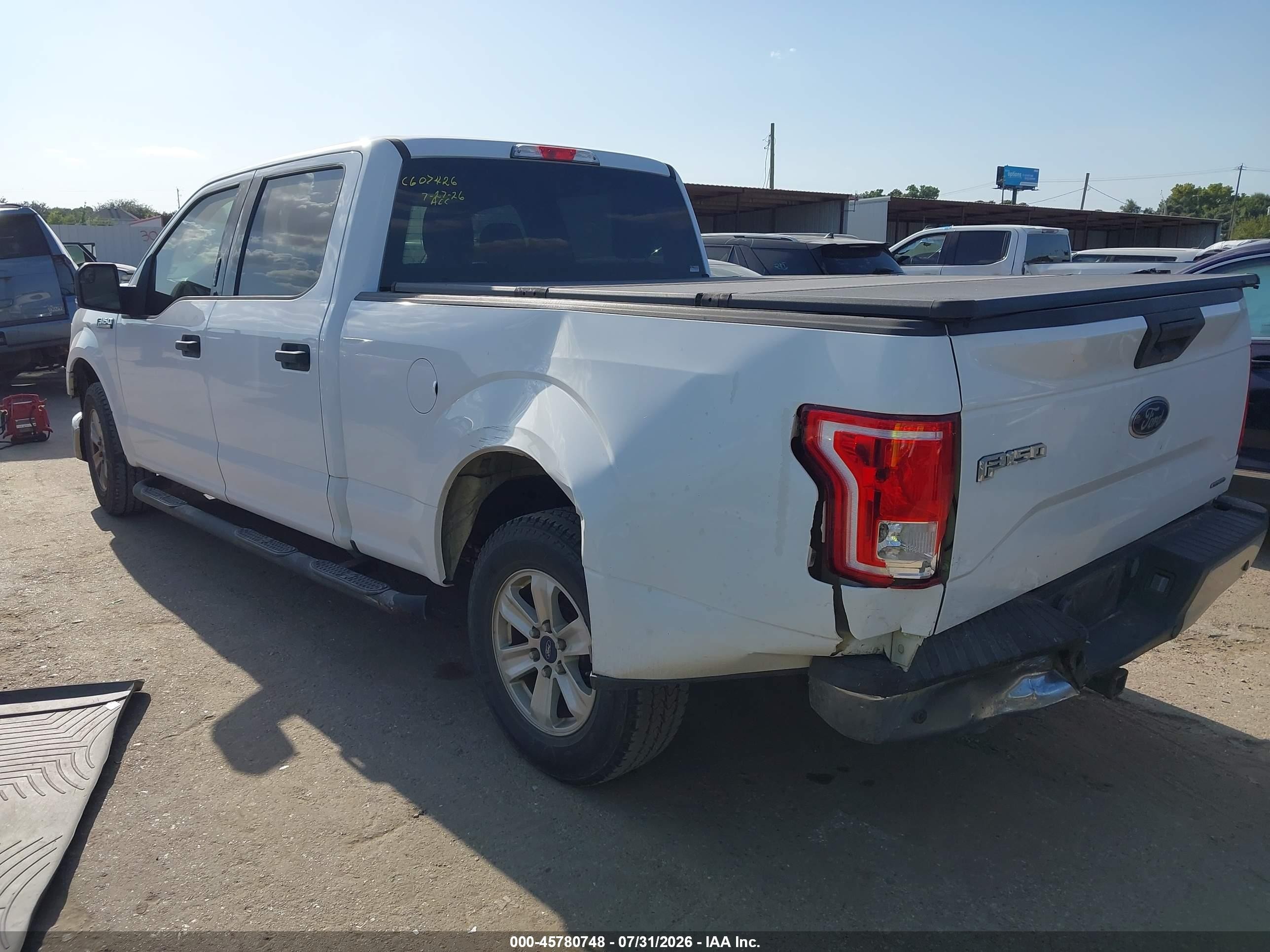 2015 Ford F-150 Xlt White vin: 1FTEW1CF7FKF08585
