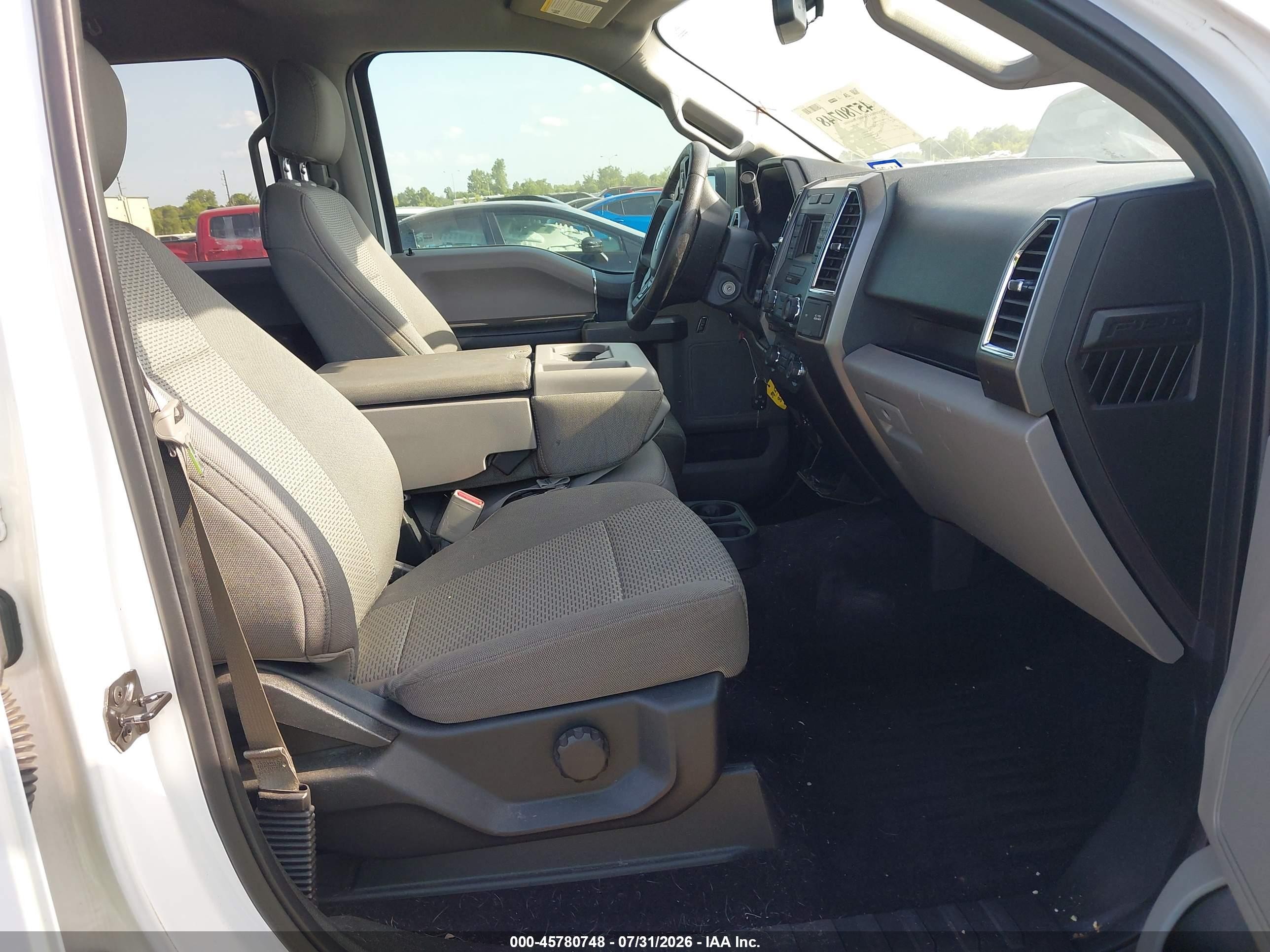 2015 Ford F-150 Xlt White vin: 1FTEW1CF7FKF08585