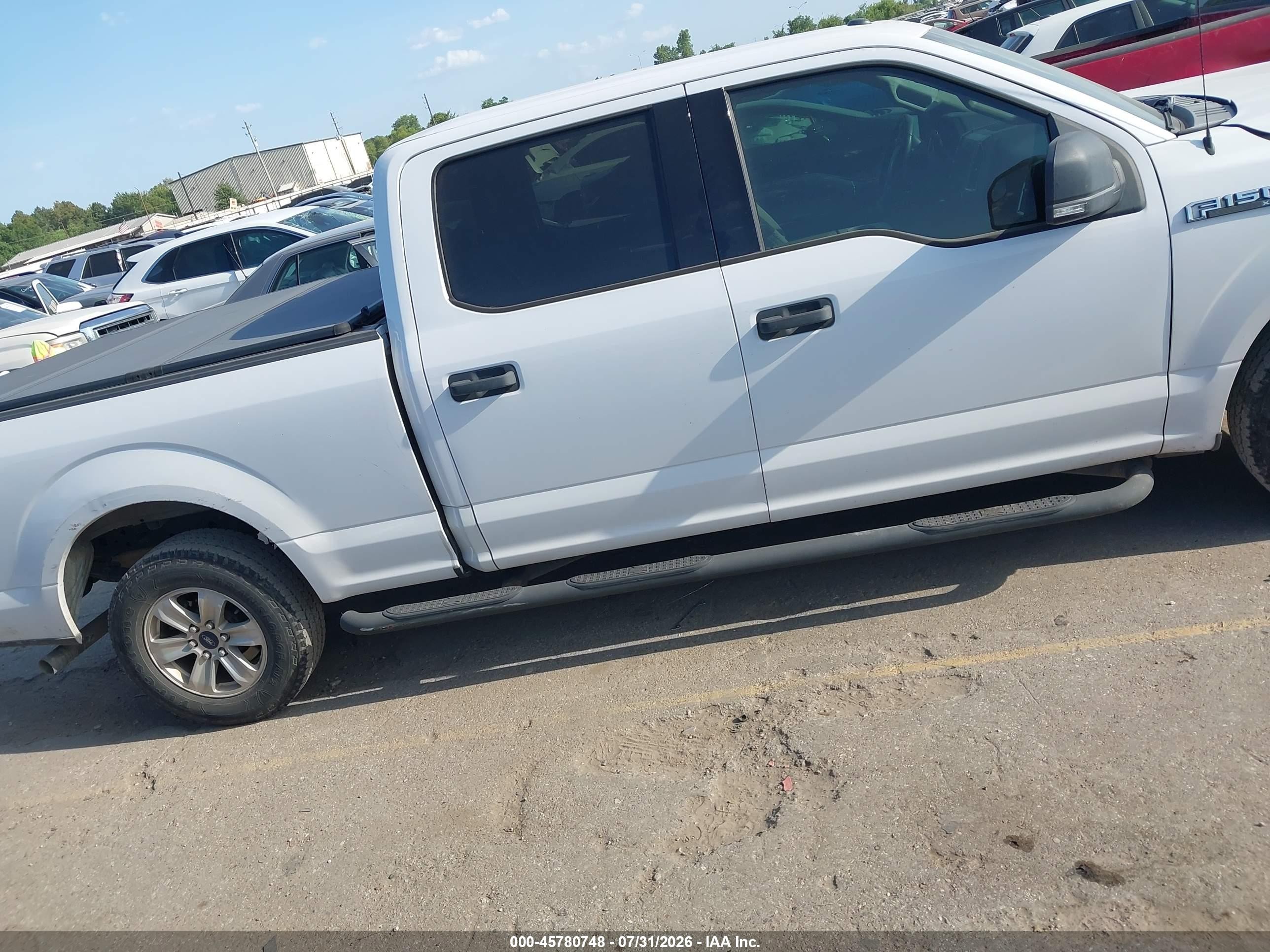 2015 Ford F-150 Xlt White vin: 1FTEW1CF7FKF08585