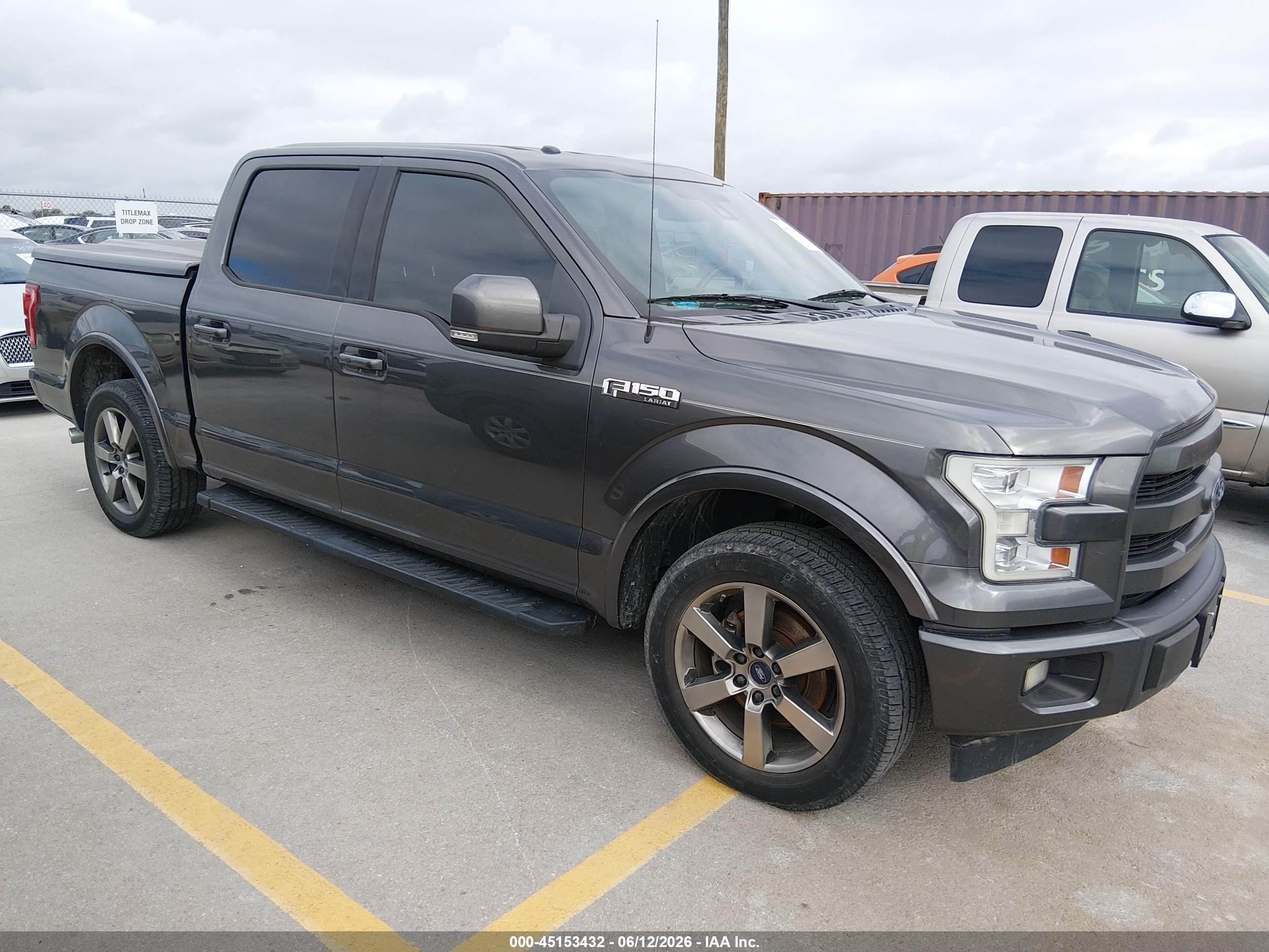2015 Ford F-150 Lariat Gray vin: 1FTEW1CF8FFB33282