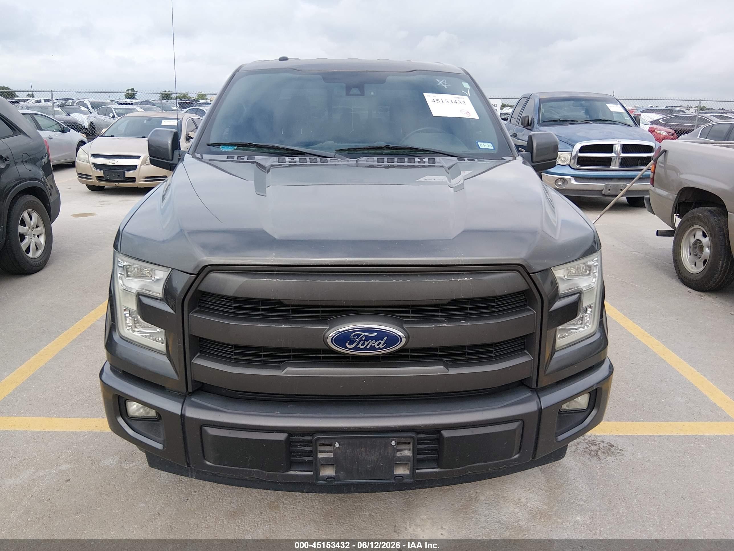 2015 Ford F-150 Lariat Gray vin: 1FTEW1CF8FFB33282