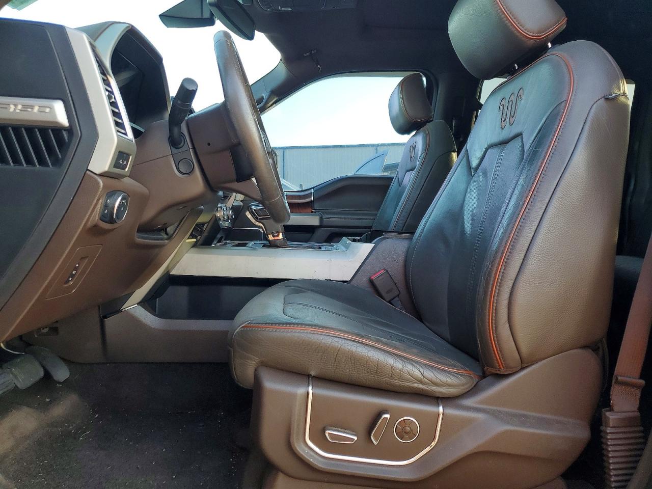 2015 Ford F150 Supercrew Burgundy vin: 1FTEW1CF8FFC70786