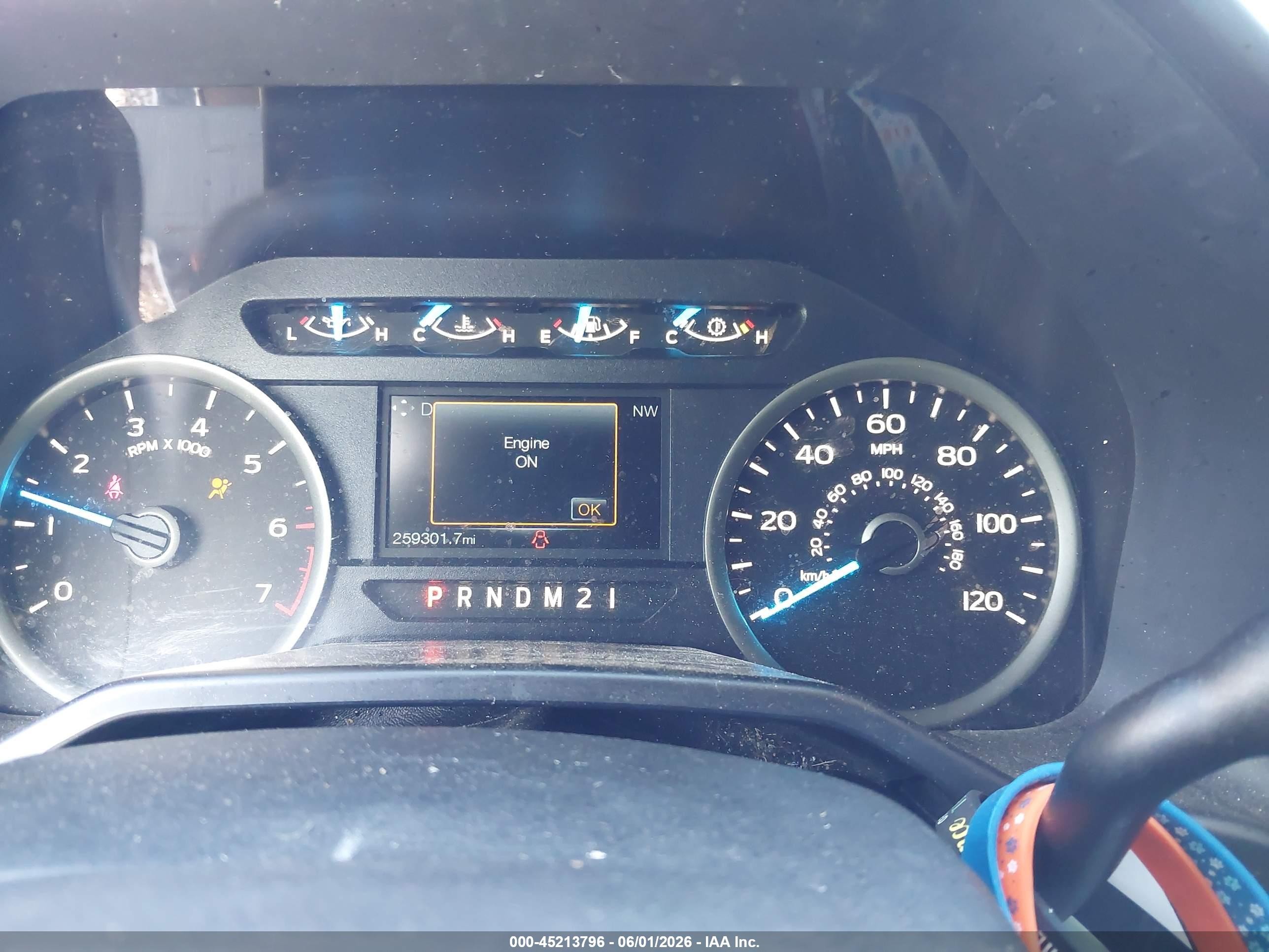 2015 Ford F-150 Xlt Белый vin: 1FTEW1CF8FKD57594