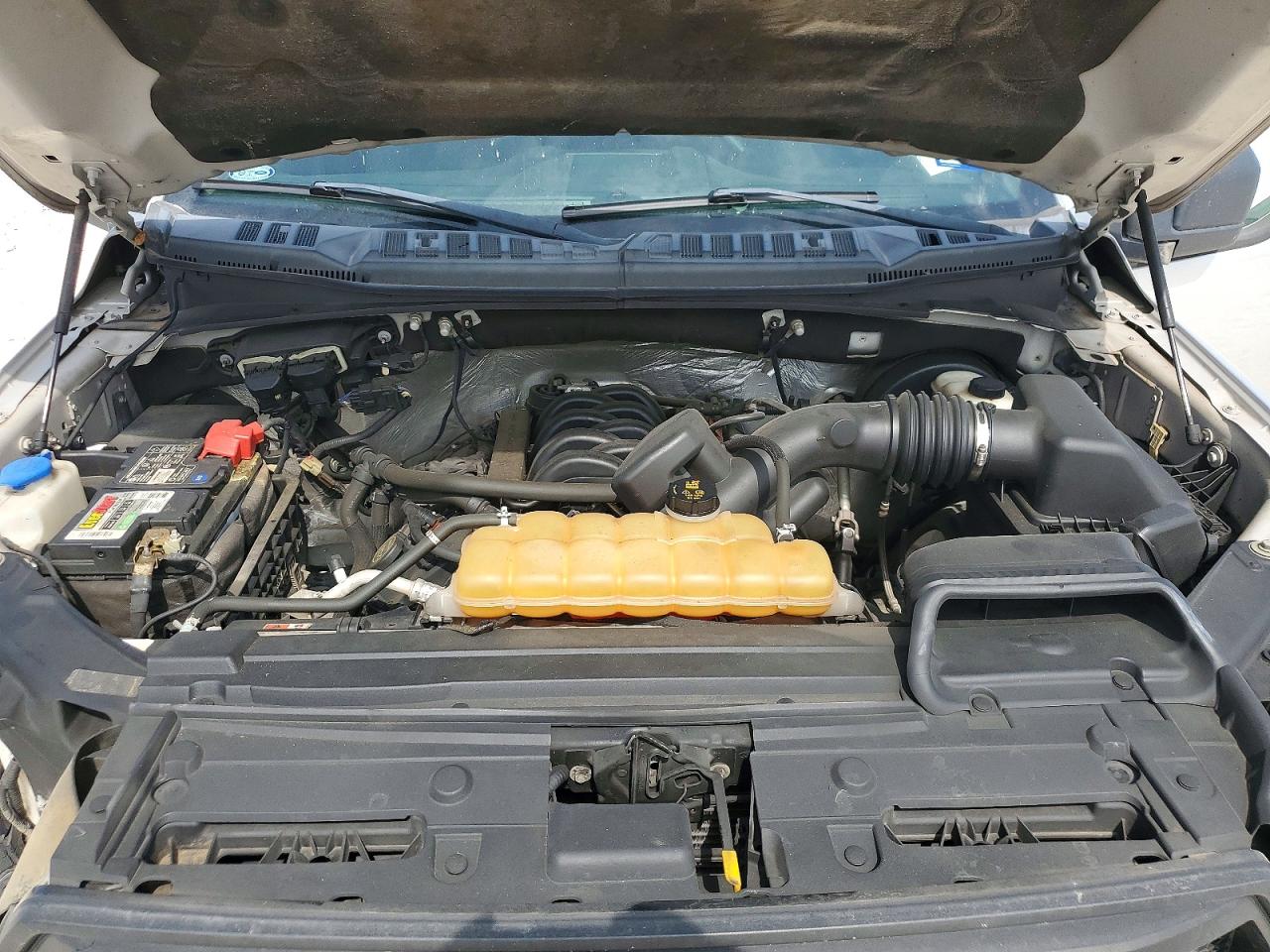 2015 Ford F150 Supercrew Silver vin: 1FTEW1CF8FKE06308