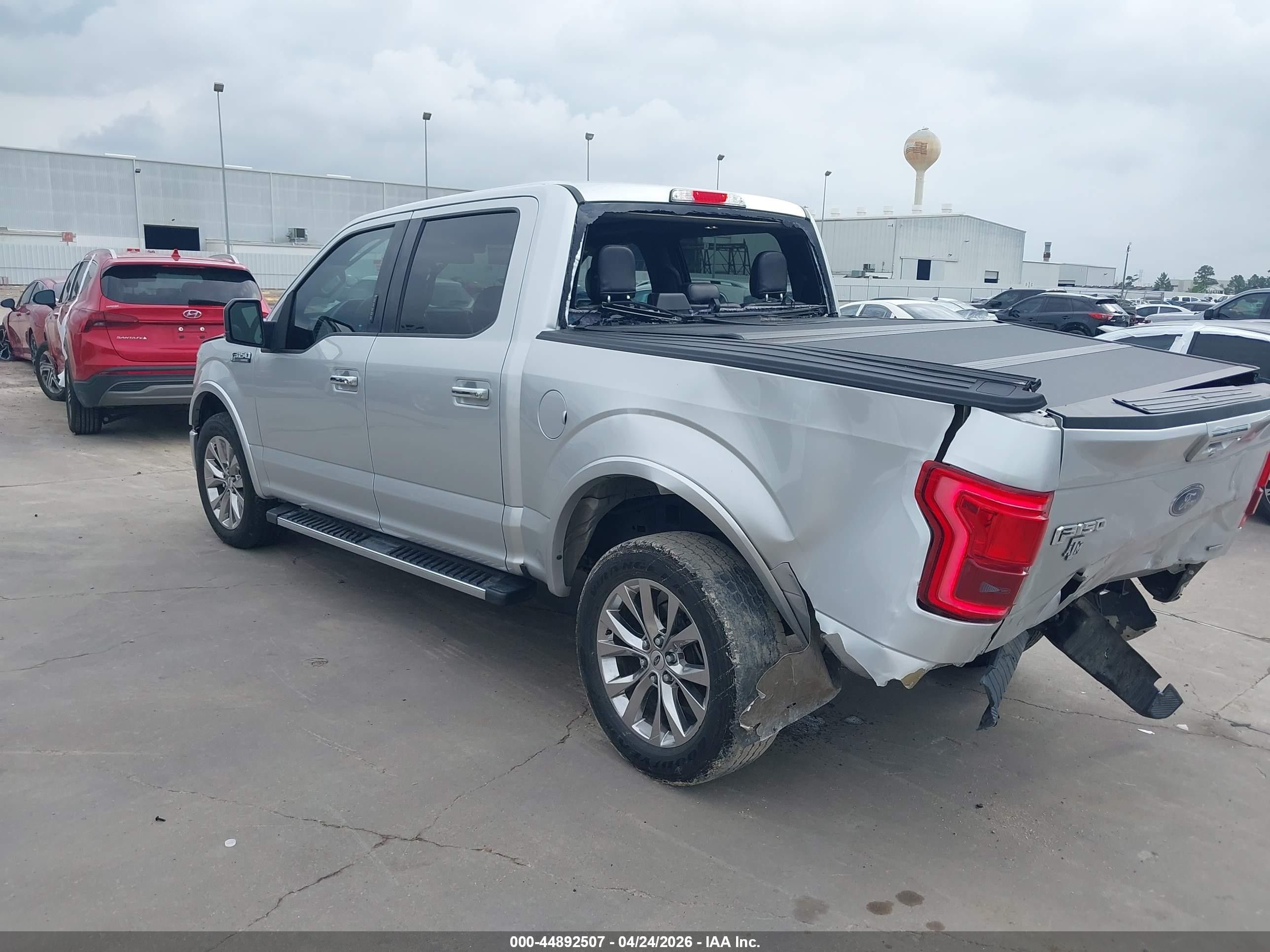 2015 Ford F-150 Lariat Silver vin: 1FTEW1CF8FKE15123