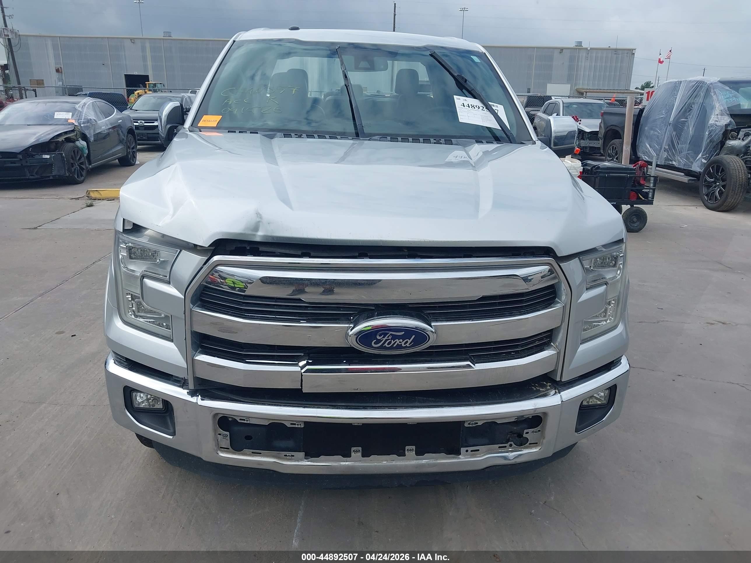 2015 Ford F-150 Lariat Silver vin: 1FTEW1CF8FKE15123