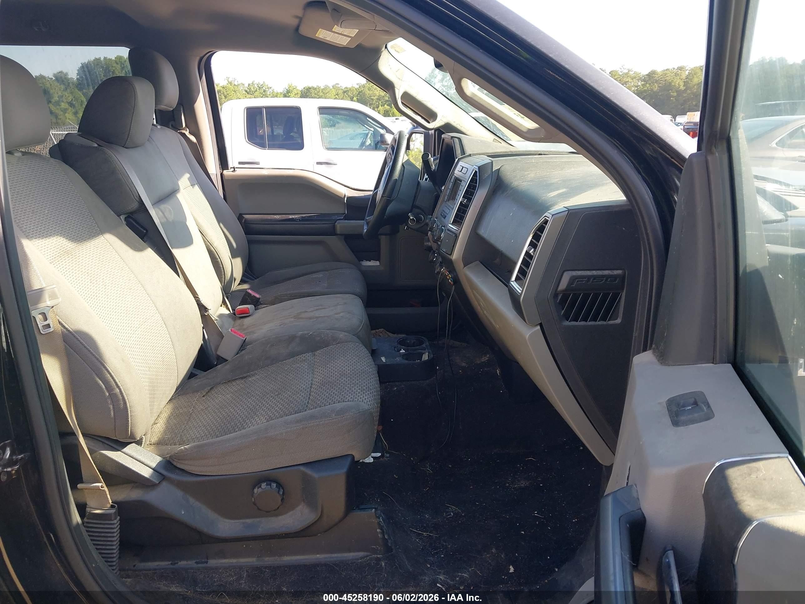 2016 Ford F-150 Xlt Black vin: 1FTEW1CF9GFD31368