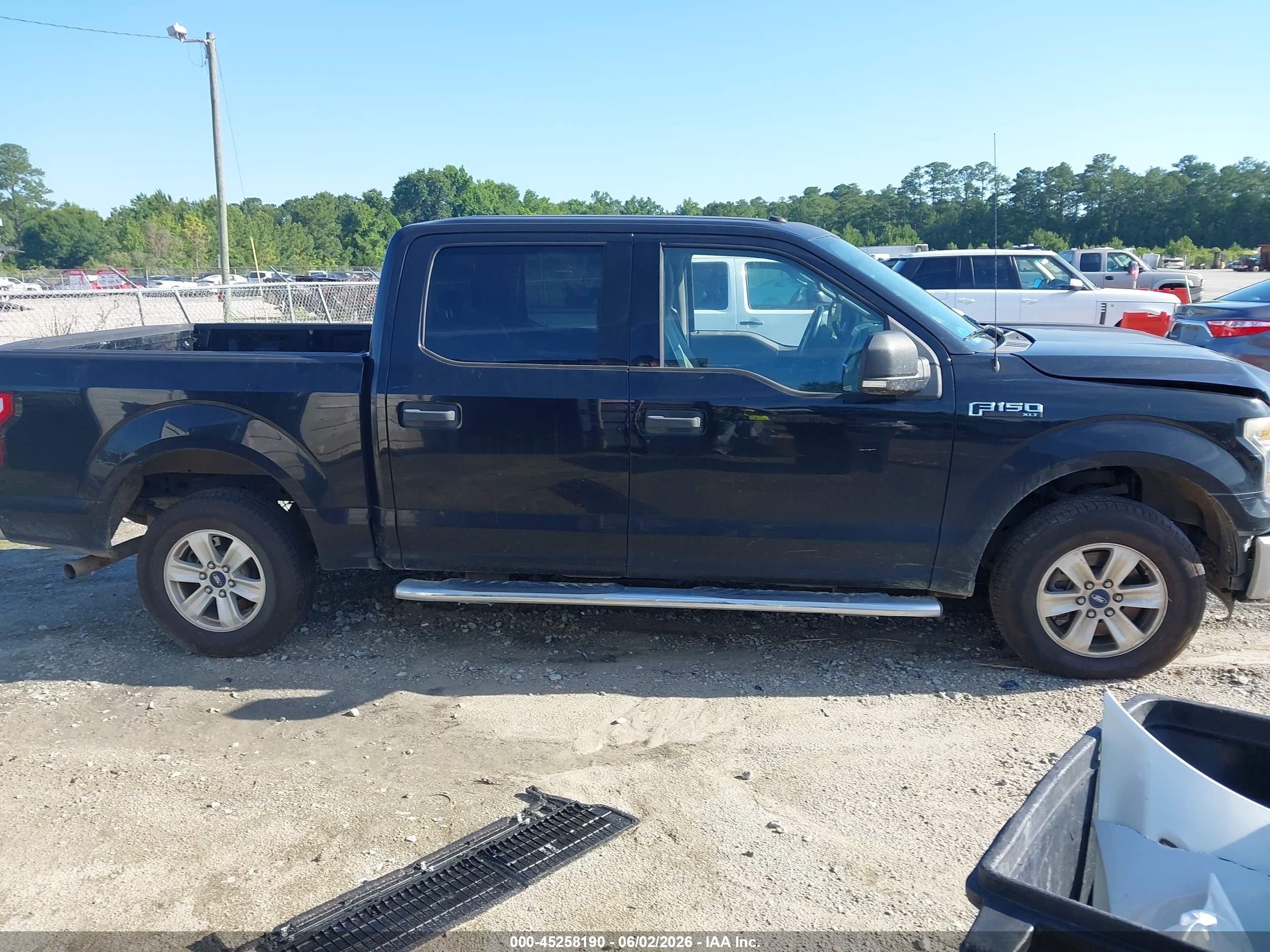 2016 Ford F-150 Xlt Black vin: 1FTEW1CF9GFD31368