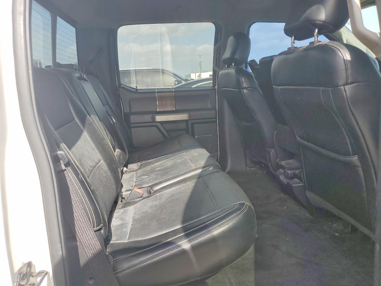 2015 Ford F150 Supercrew White vin: 1FTEW1CG1FFB05039