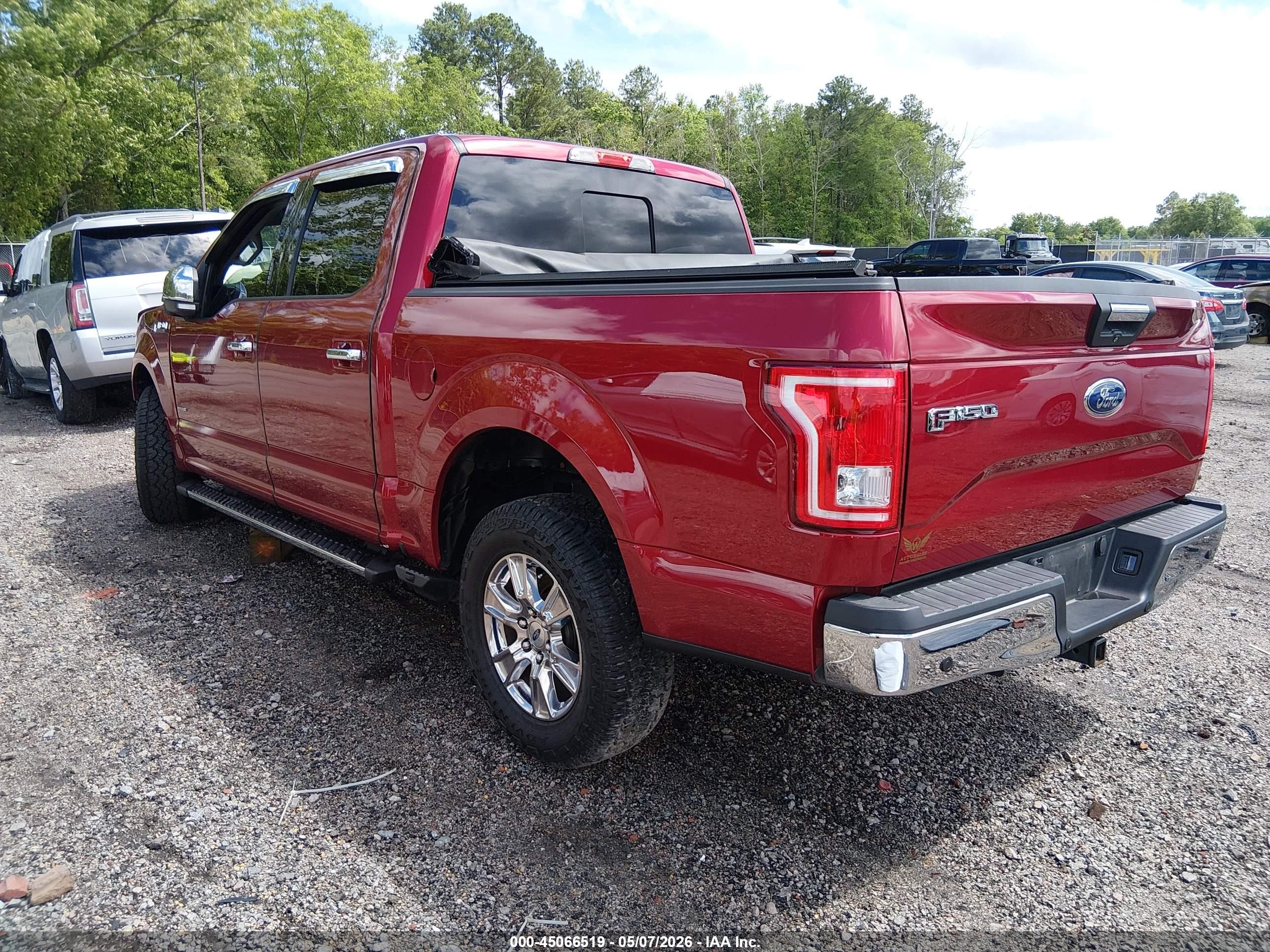 2015 Ford F-150 Xlt Red vin: 1FTEW1CG1FFB28899