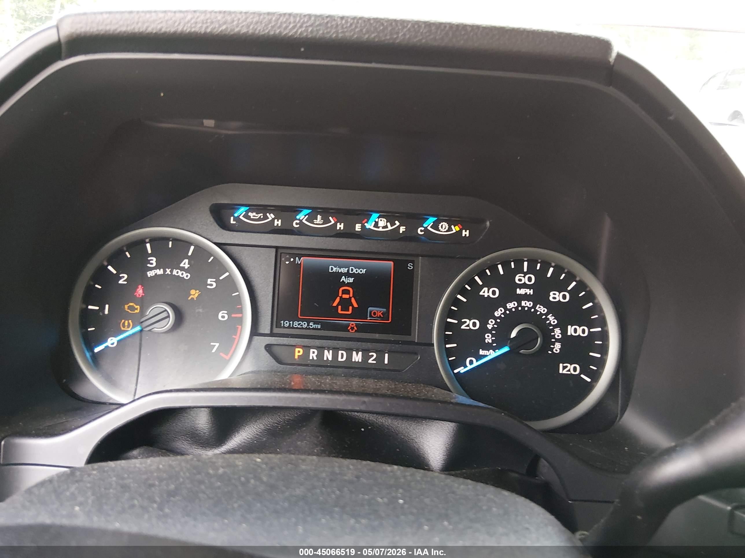 2015 Ford F-150 Xlt Red vin: 1FTEW1CG1FFB28899