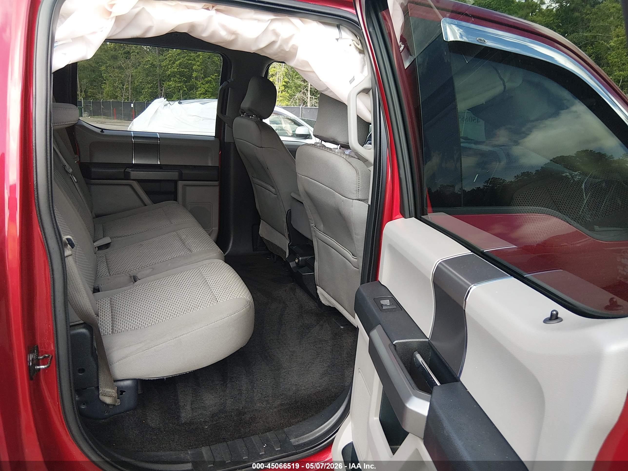 2015 Ford F-150 Xlt Red vin: 1FTEW1CG1FFB28899
