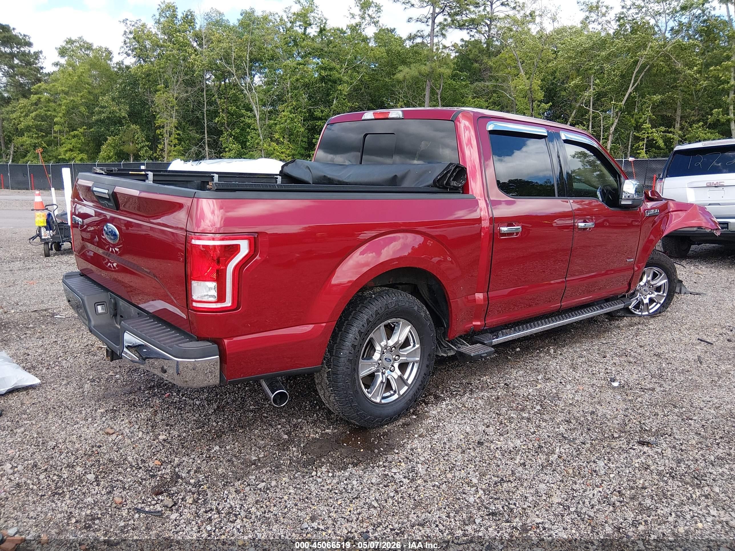 2015 Ford F-150 Xlt Red vin: 1FTEW1CG1FFB28899