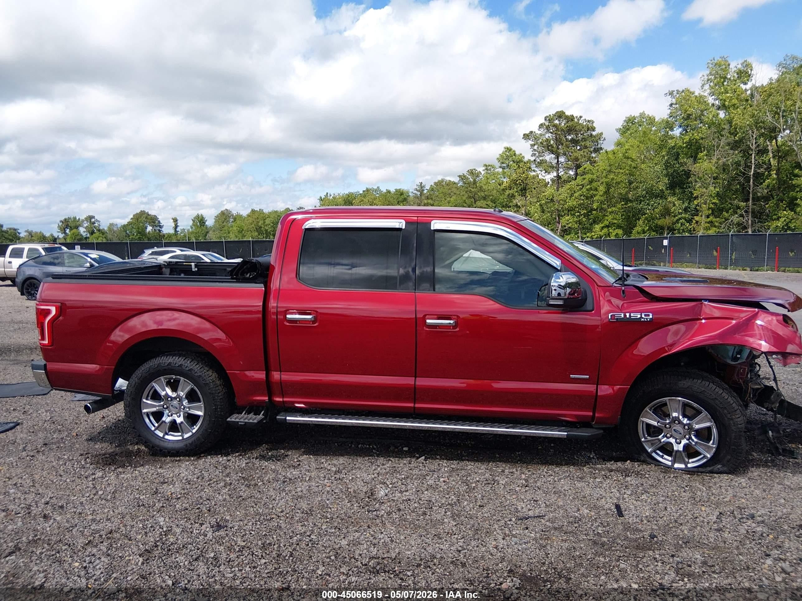 2015 Ford F-150 Xlt Red vin: 1FTEW1CG1FFB28899