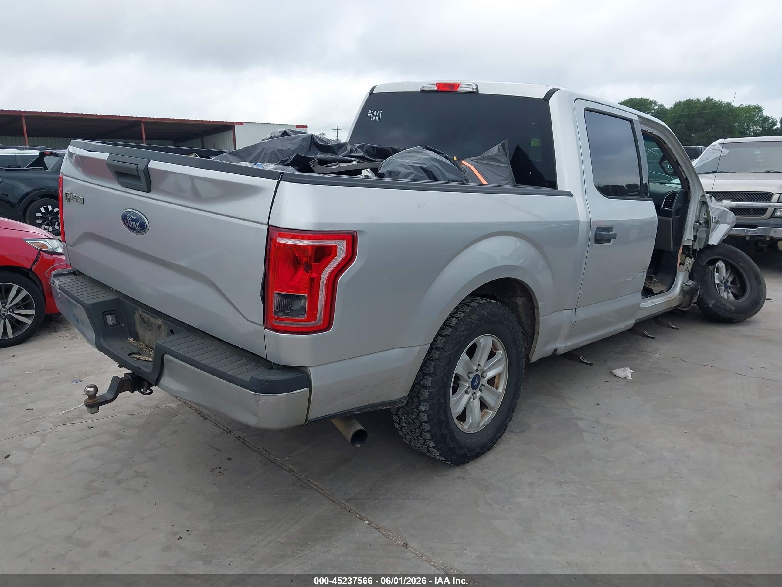 2015 Ford F-150 Xlt Silver vin: 1FTEW1CG1FKD83267