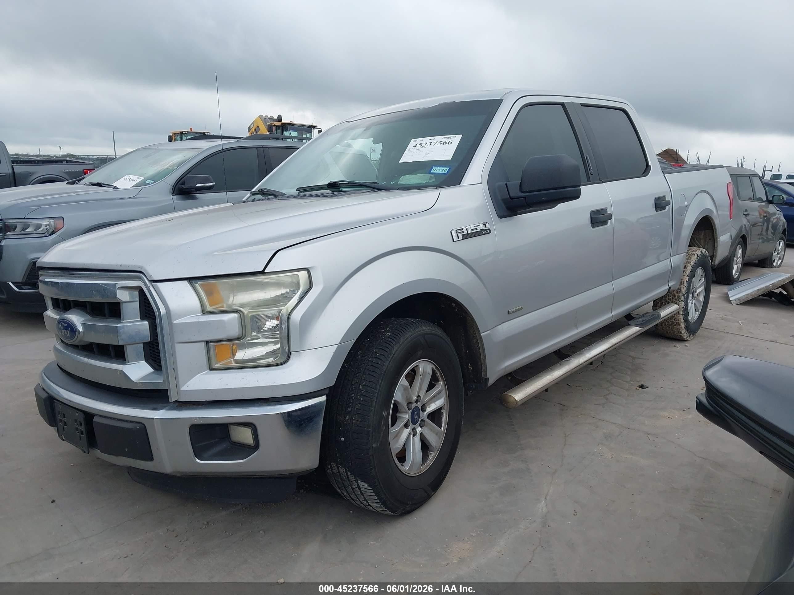 2015 Ford F-150 Xlt Silver vin: 1FTEW1CG1FKD83267