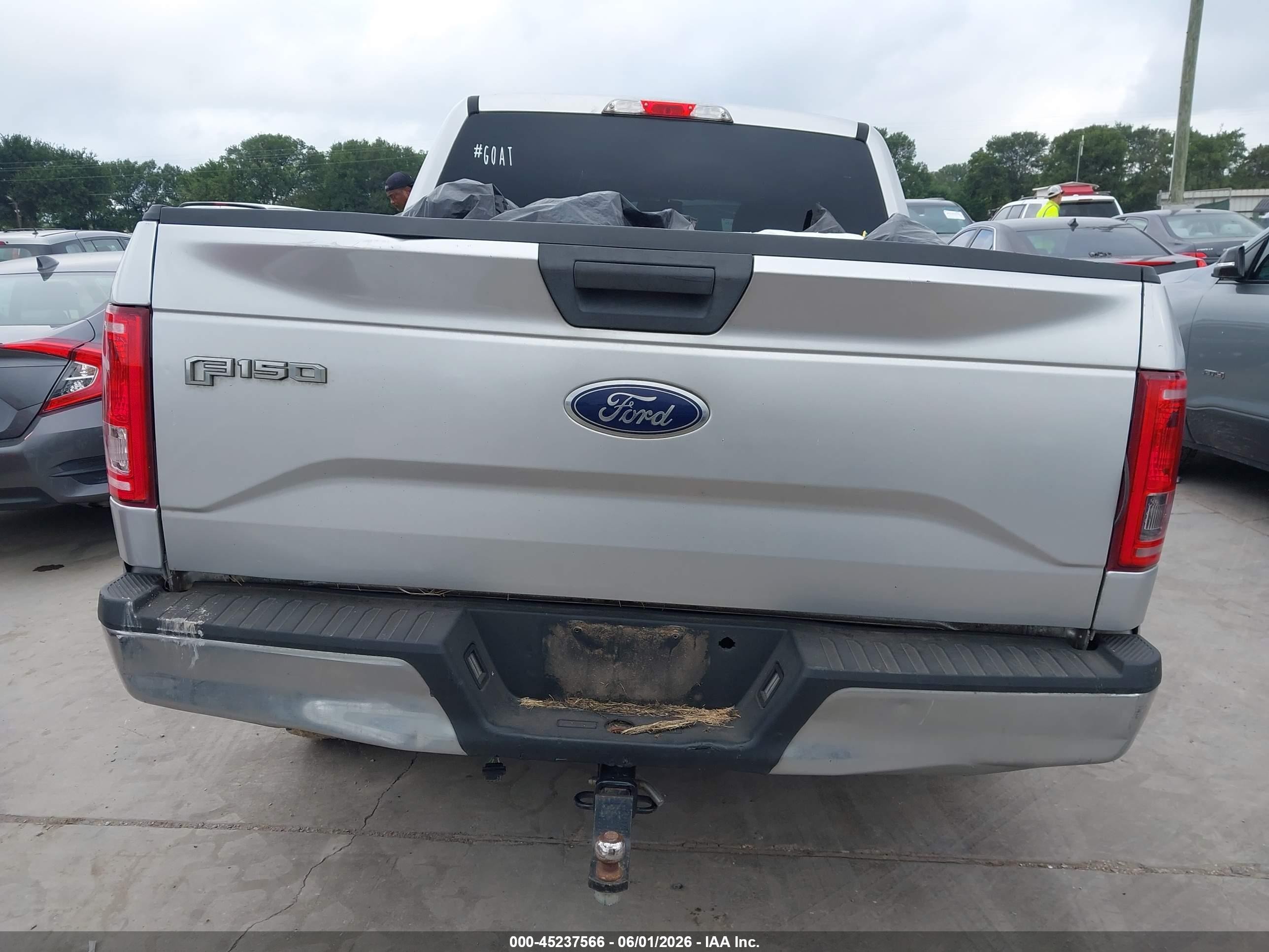 2015 Ford F-150 Xlt Silver vin: 1FTEW1CG1FKD83267