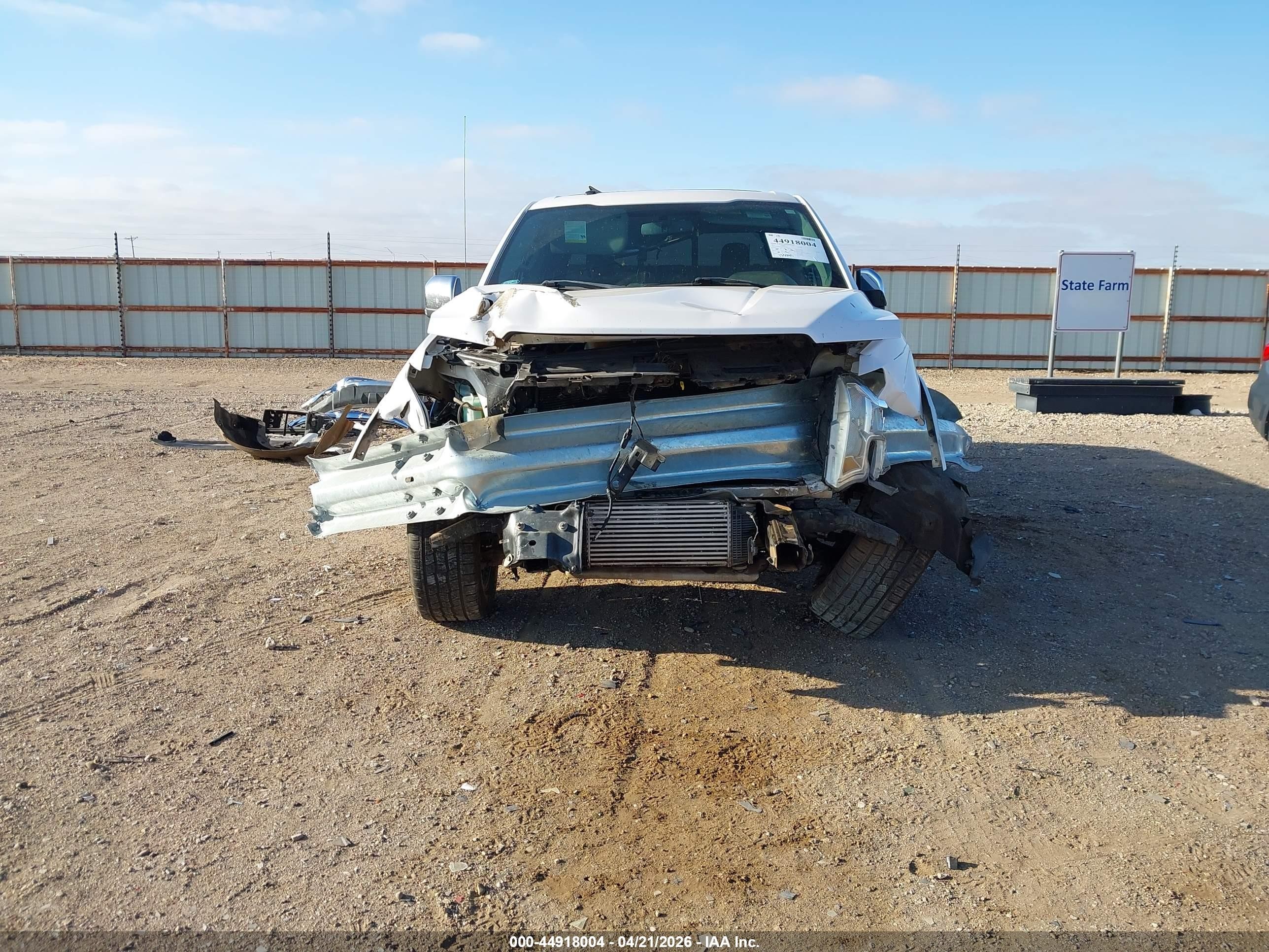 2015 Ford F-150 Lariat White vin: 1FTEW1CG1FKE03386