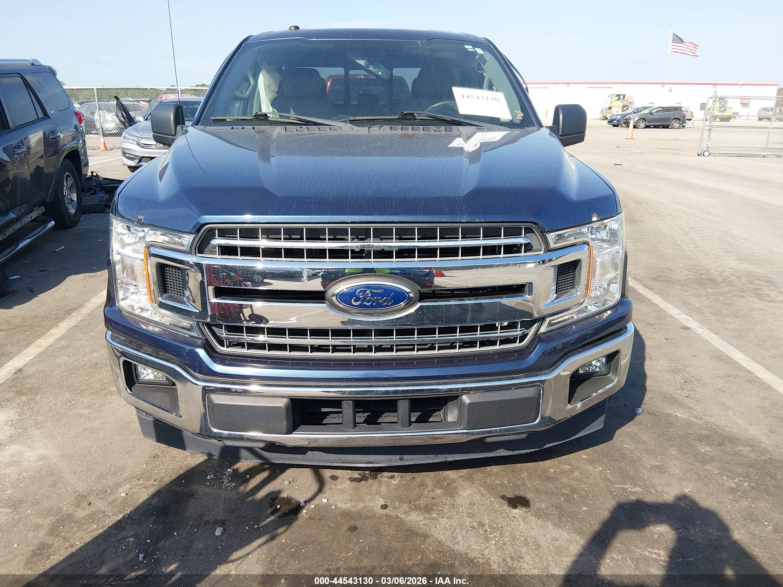 2018 Ford F-150 Xlt Blue vin: 1FTEW1CG1JFE74153