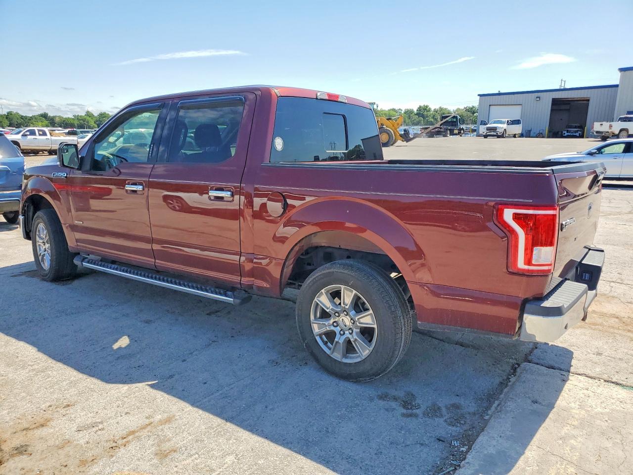 2015 Ford F150 Supercrew Maroon vin: 1FTEW1CG2FKE27325