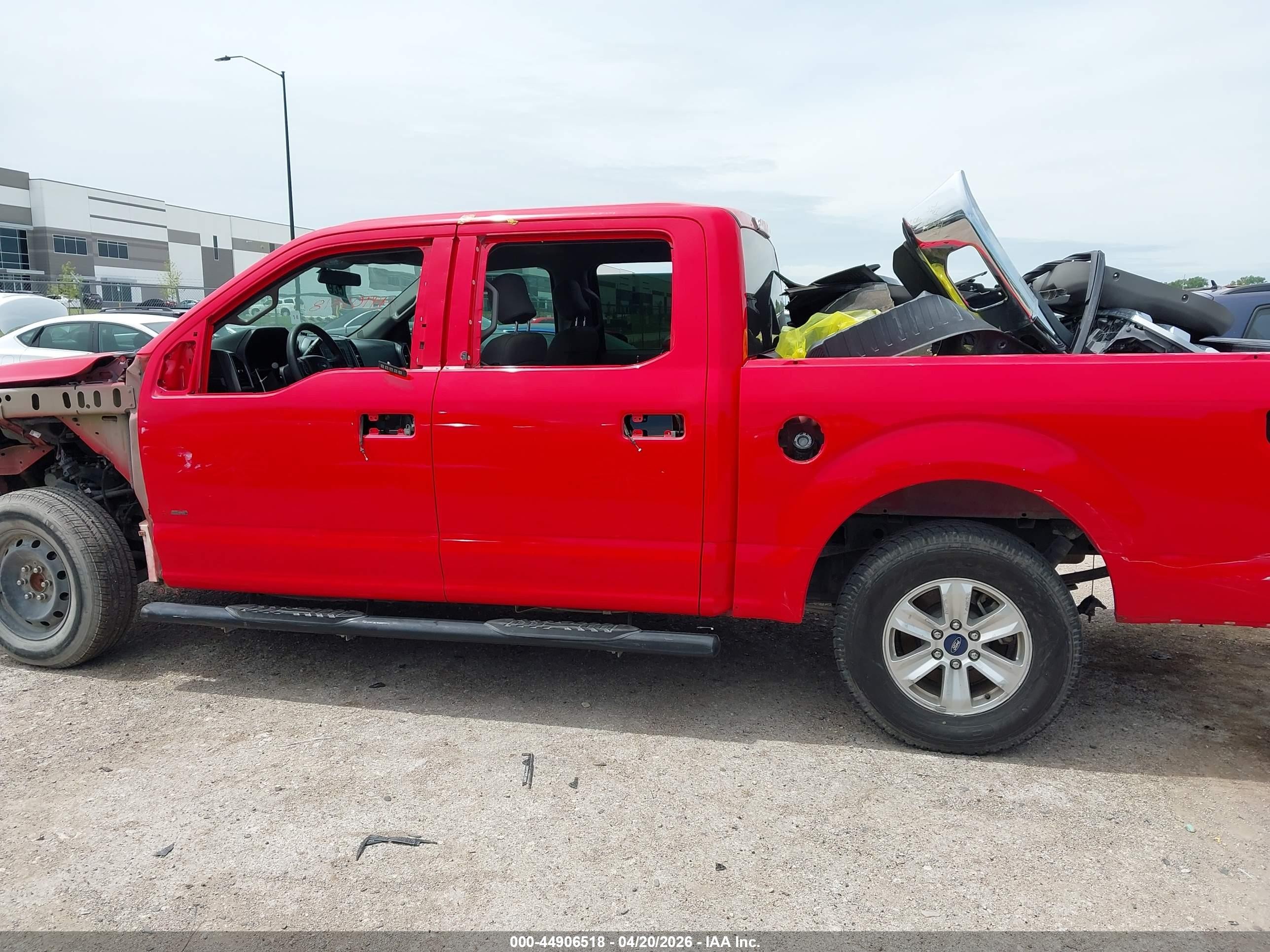 2017 Ford F-150 Xlt Red vin: 1FTEW1CG4HKC84915