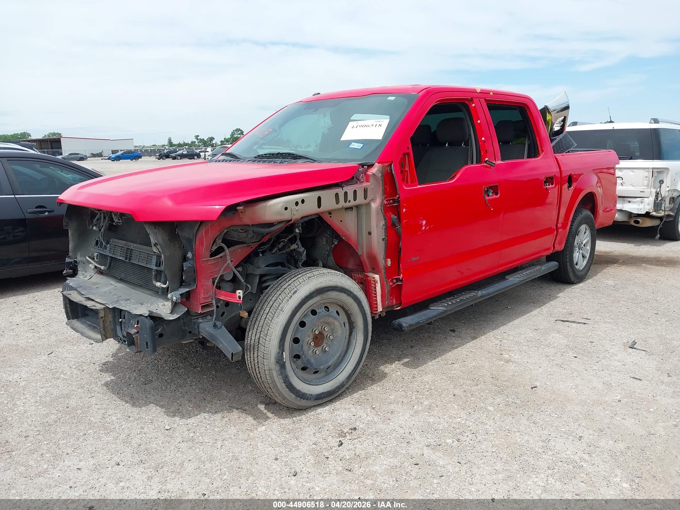 2017 Ford F-150 Xlt Red vin: 1FTEW1CG4HKC84915