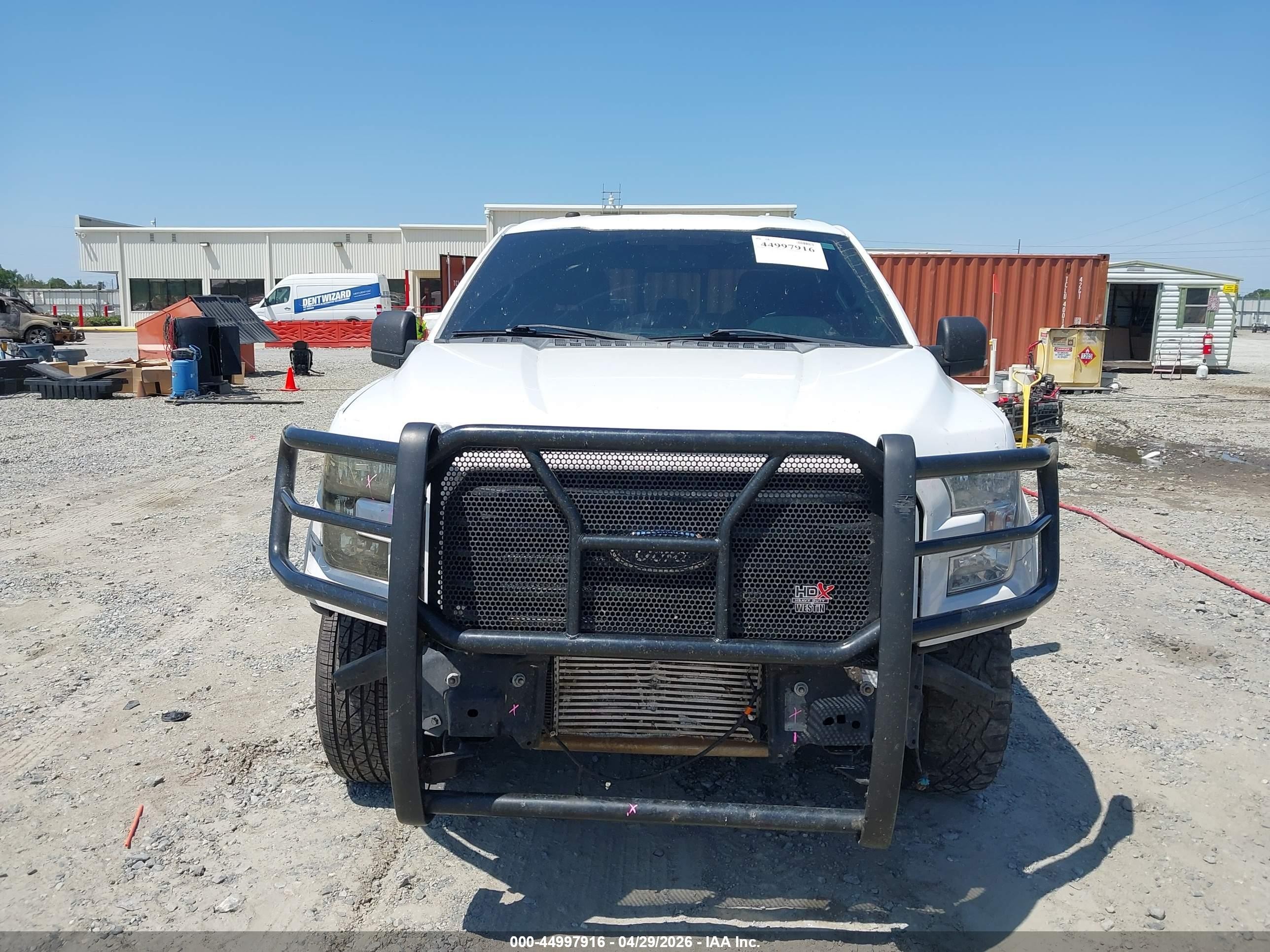 2017 Ford F-150 Xlt White vin: 1FTEW1CG6HKD56469
