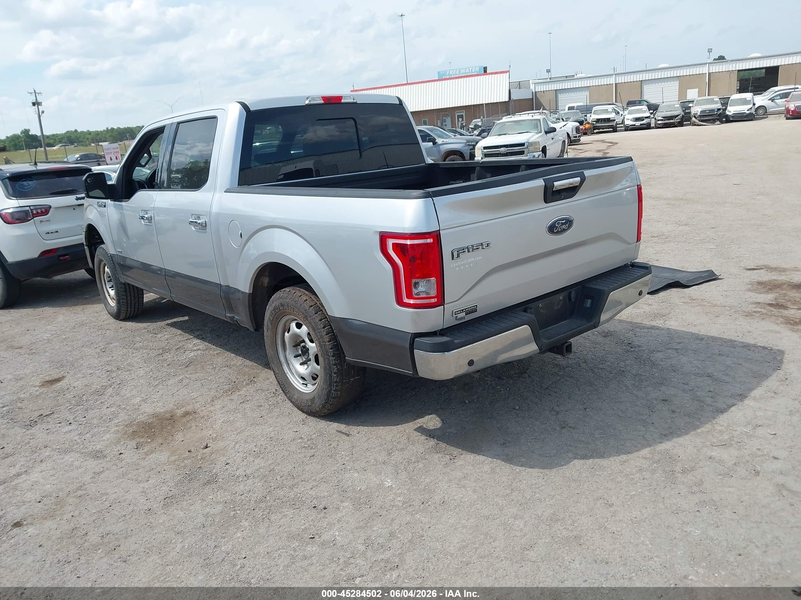 2015 Ford F-150 Xlt Silver vin: 1FTEW1CG7FKE84992