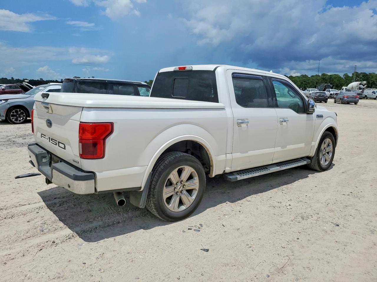 2018 Ford F150 Supercrew White vin: 1FTEW1CG7JKC13567