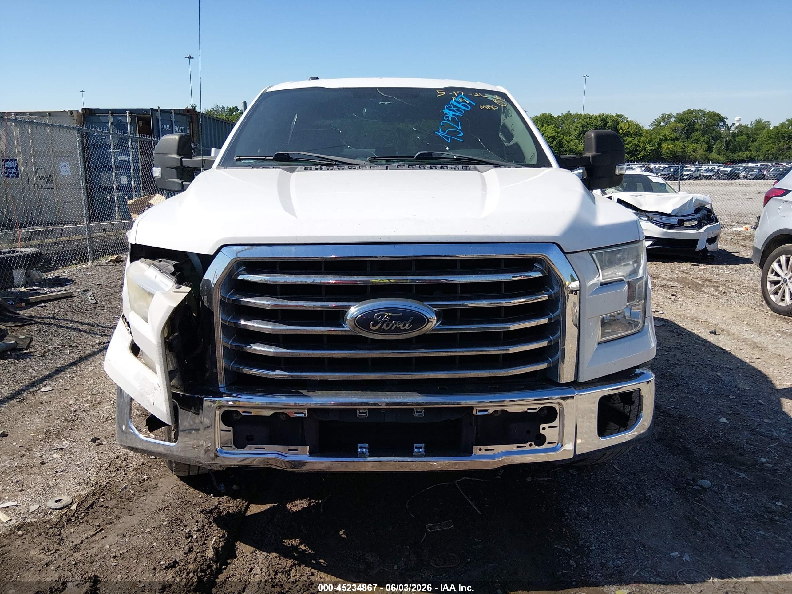 2015 Ford F-150 Xlt White vin: 1FTEW1CG8FKE13347