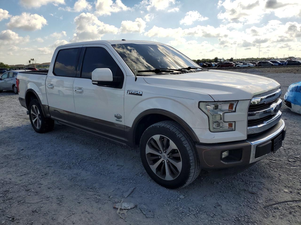 2015 Ford F150 Supercrew White vin: 1FTEW1CG9FFC47655