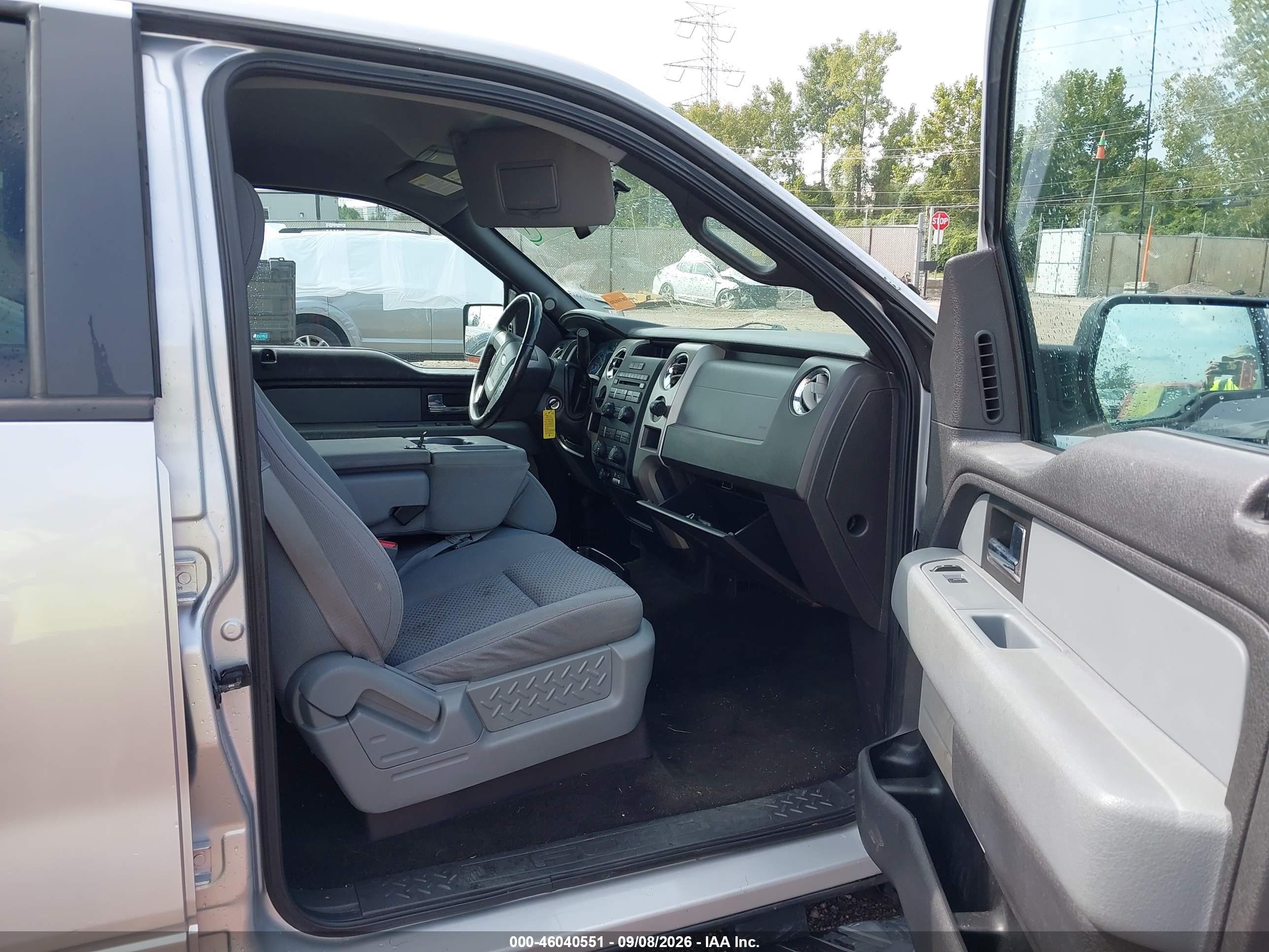 2012 Ford F-150 Xlt Silver vin: 1FTEW1CM0CKD42601