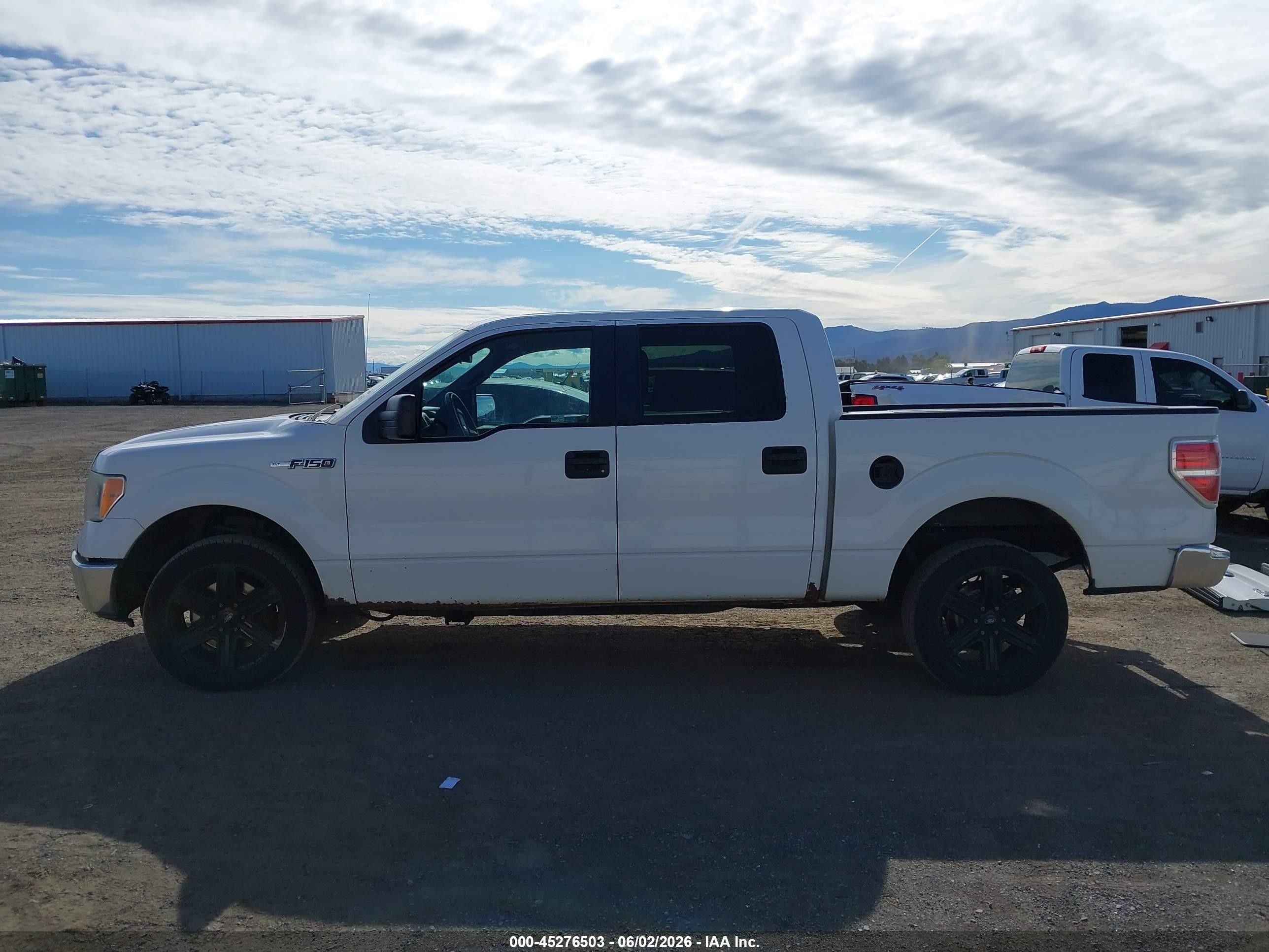 2011 Ford F150 Supercrew White vin: 1FTEW1CM1BFA52598