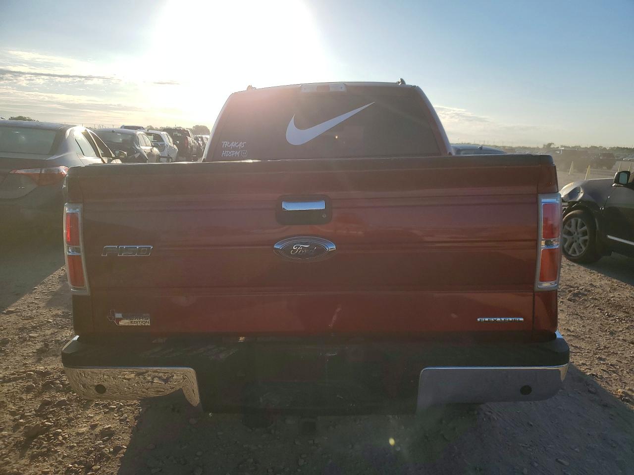 2013 Ford F150 Supercrew Maroon vin: 1FTEW1CM1DFE03660