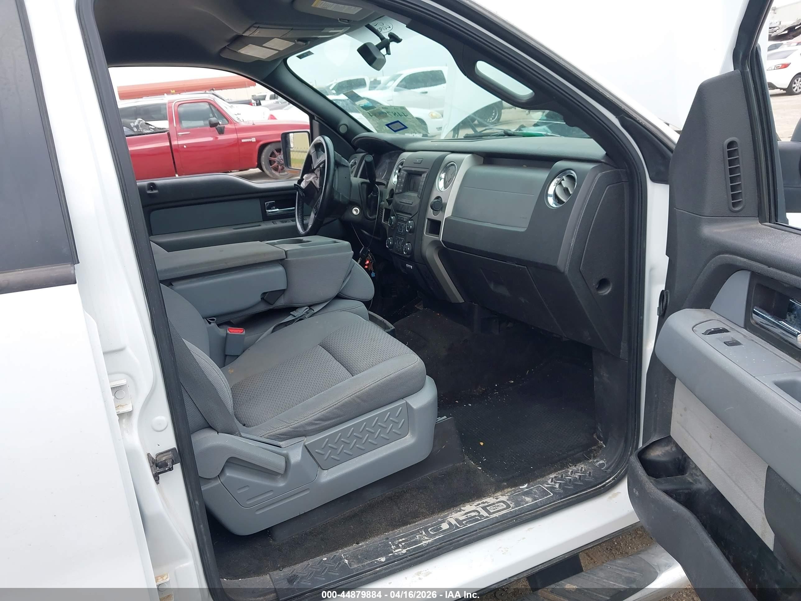 2013 Ford F-150 Xlt Белый vin: 1FTEW1CM2DKF18677
