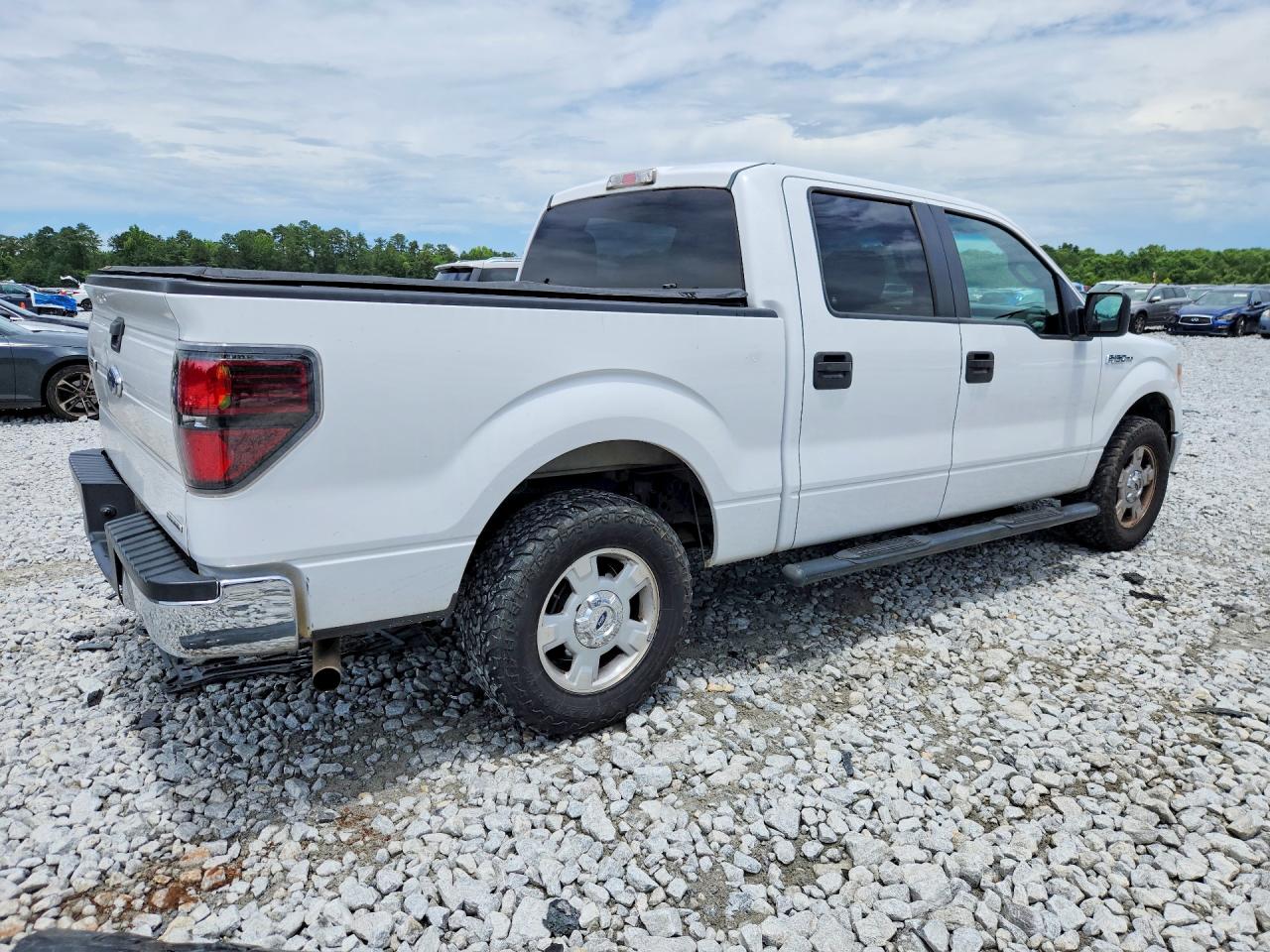 2014 Ford F150 Supercrew White vin: 1FTEW1CM2EKE45019