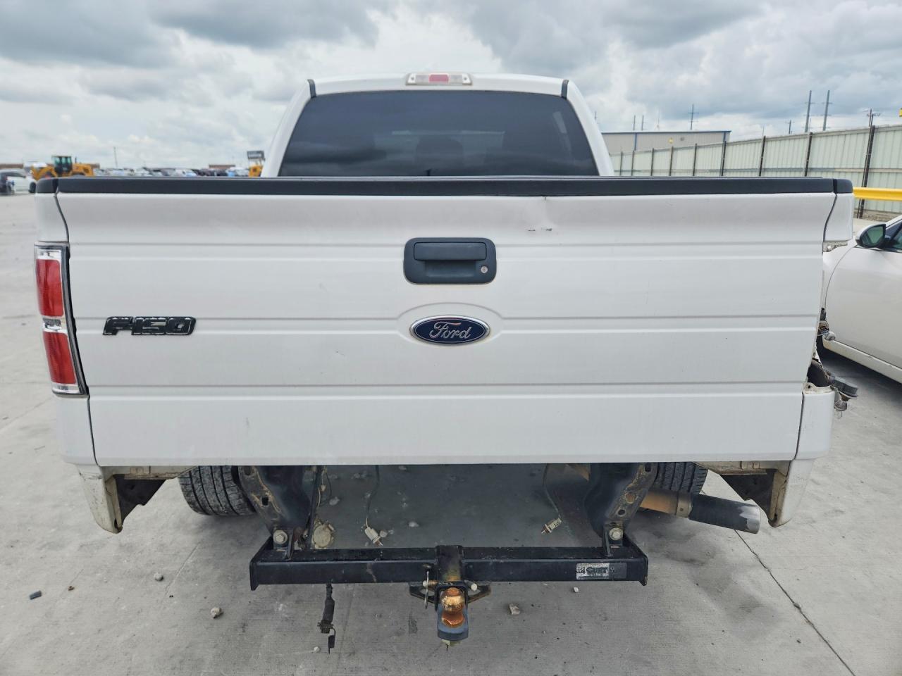 2011 Ford F150 Supercrew White vin: 1FTEW1CM3BFA40842