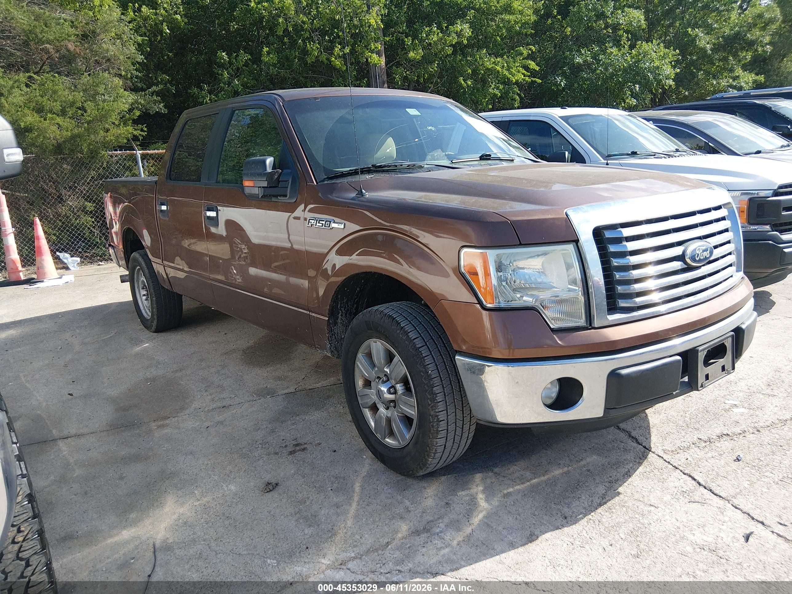 2011 Ford F-150 Xlt Brown vin: 1FTEW1CM3BFC21097