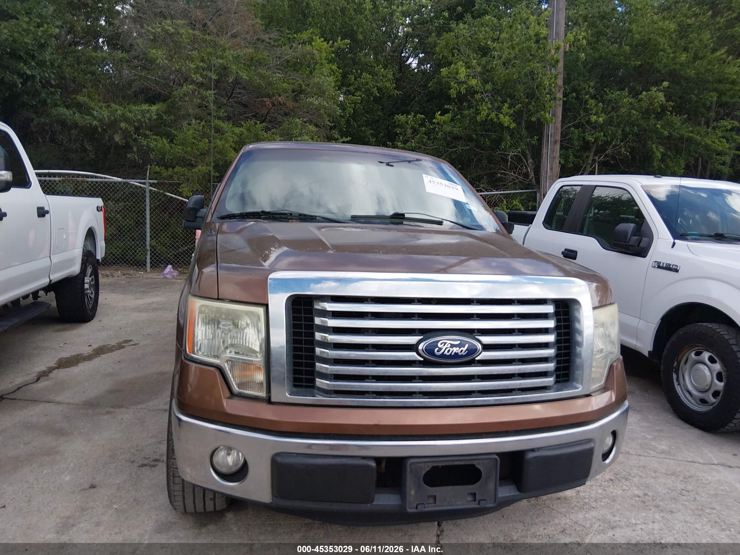 2011 Ford F-150 Xlt Brown vin: 1FTEW1CM3BFC21097