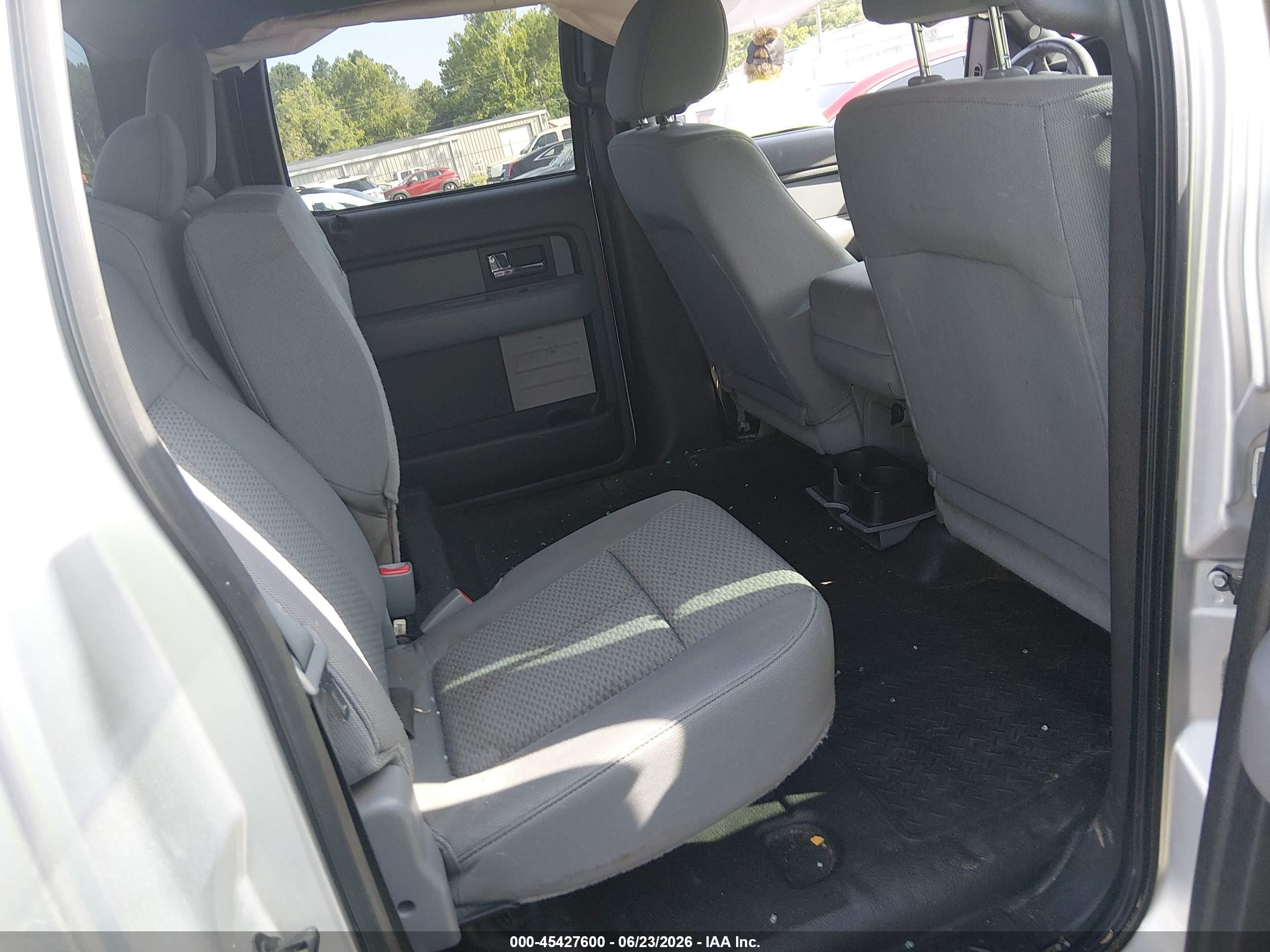2014 Ford F-150 Stx/xl/xlt Silver vin: 1FTEW1CM3EKF77402
