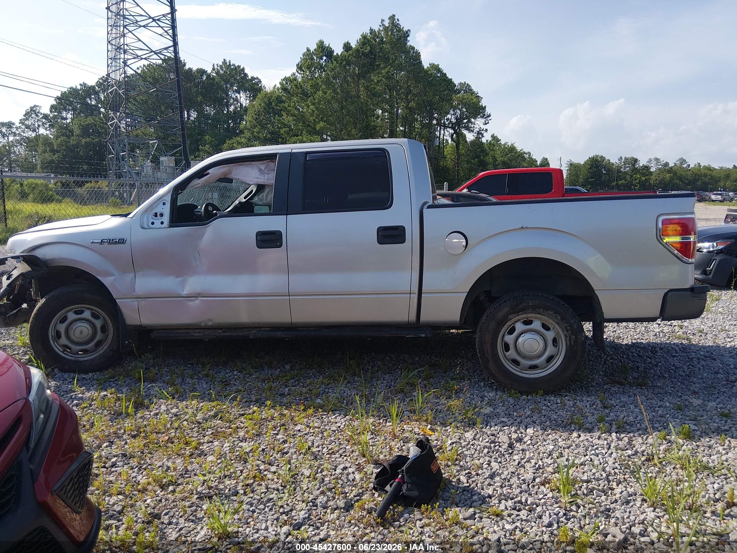 2014 Ford F-150 Stx/xl/xlt Silver vin: 1FTEW1CM3EKF77402